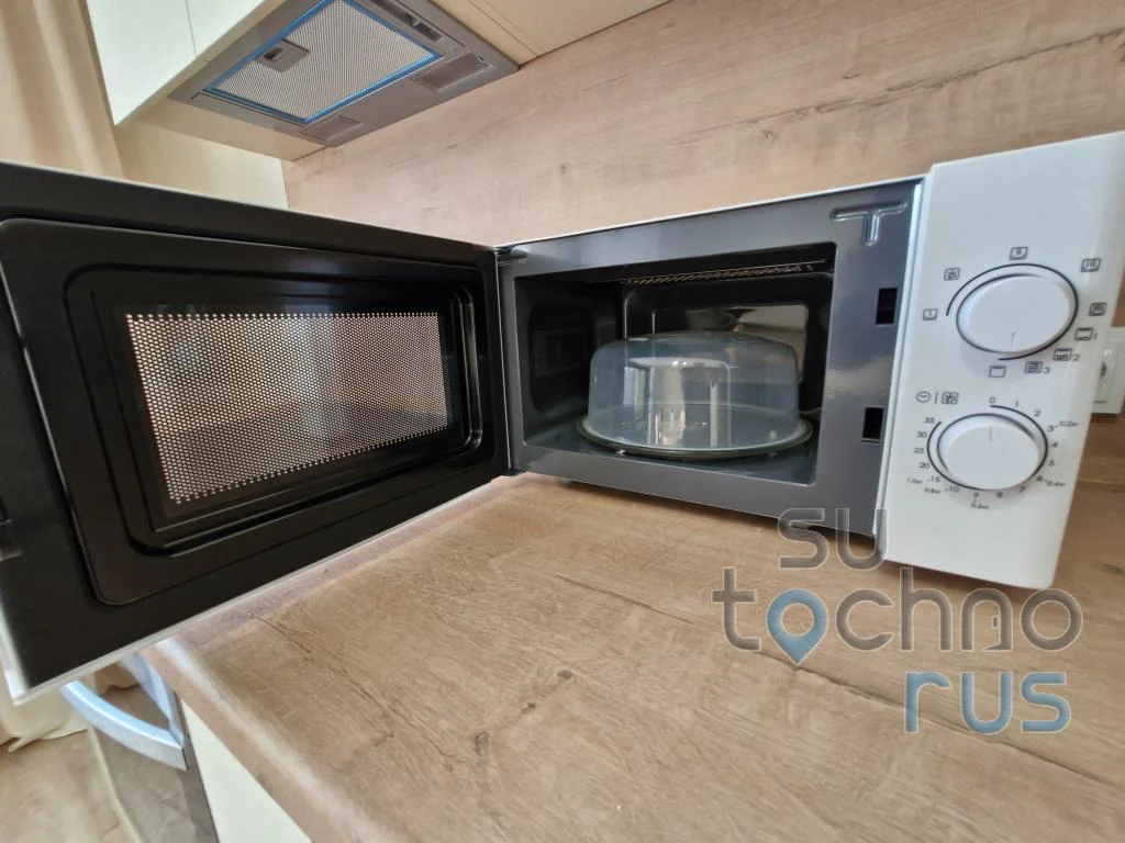 Снять квартиру на сутки в Хабаровске в микрорайоне Строитель (Павла Морозова 95) 8