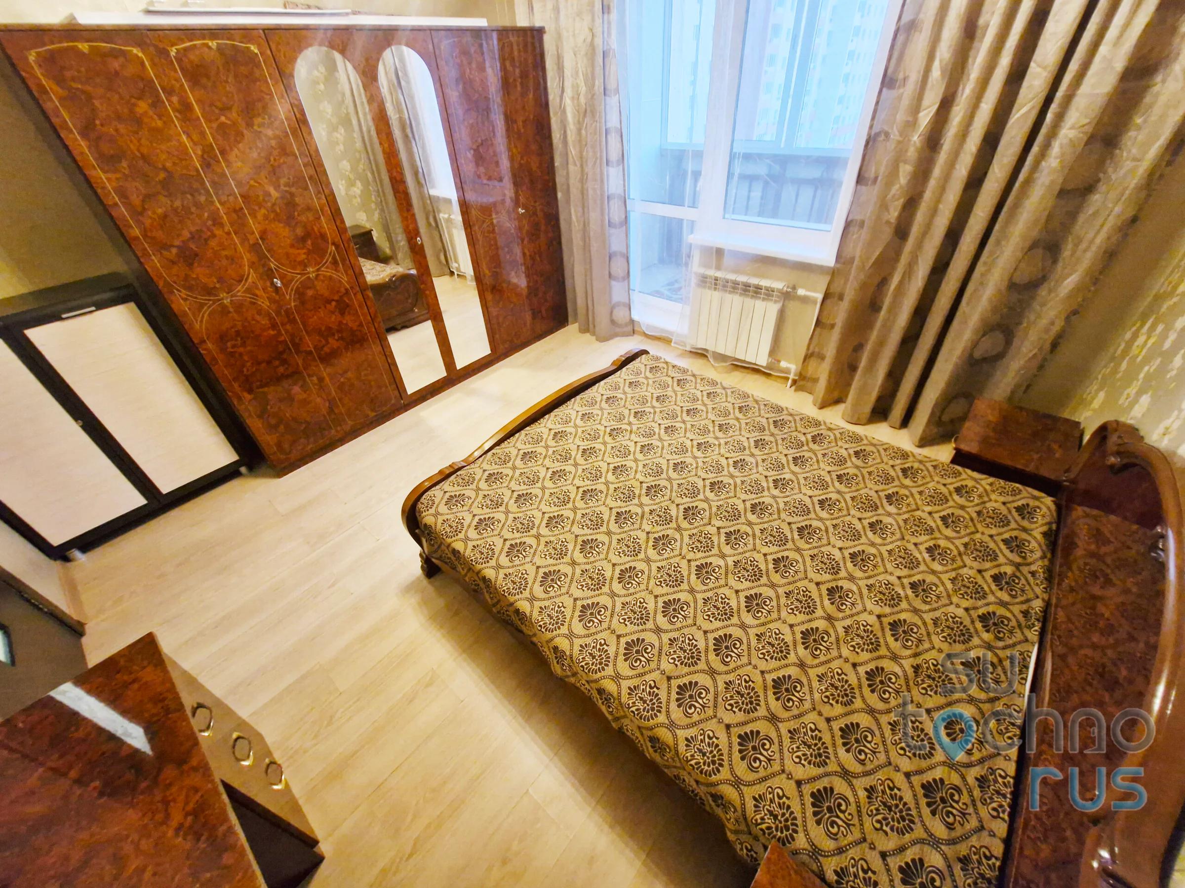 Снять квартиру посуточно в Хабаровске у Броско Молл (Павла Морозова 113) 7