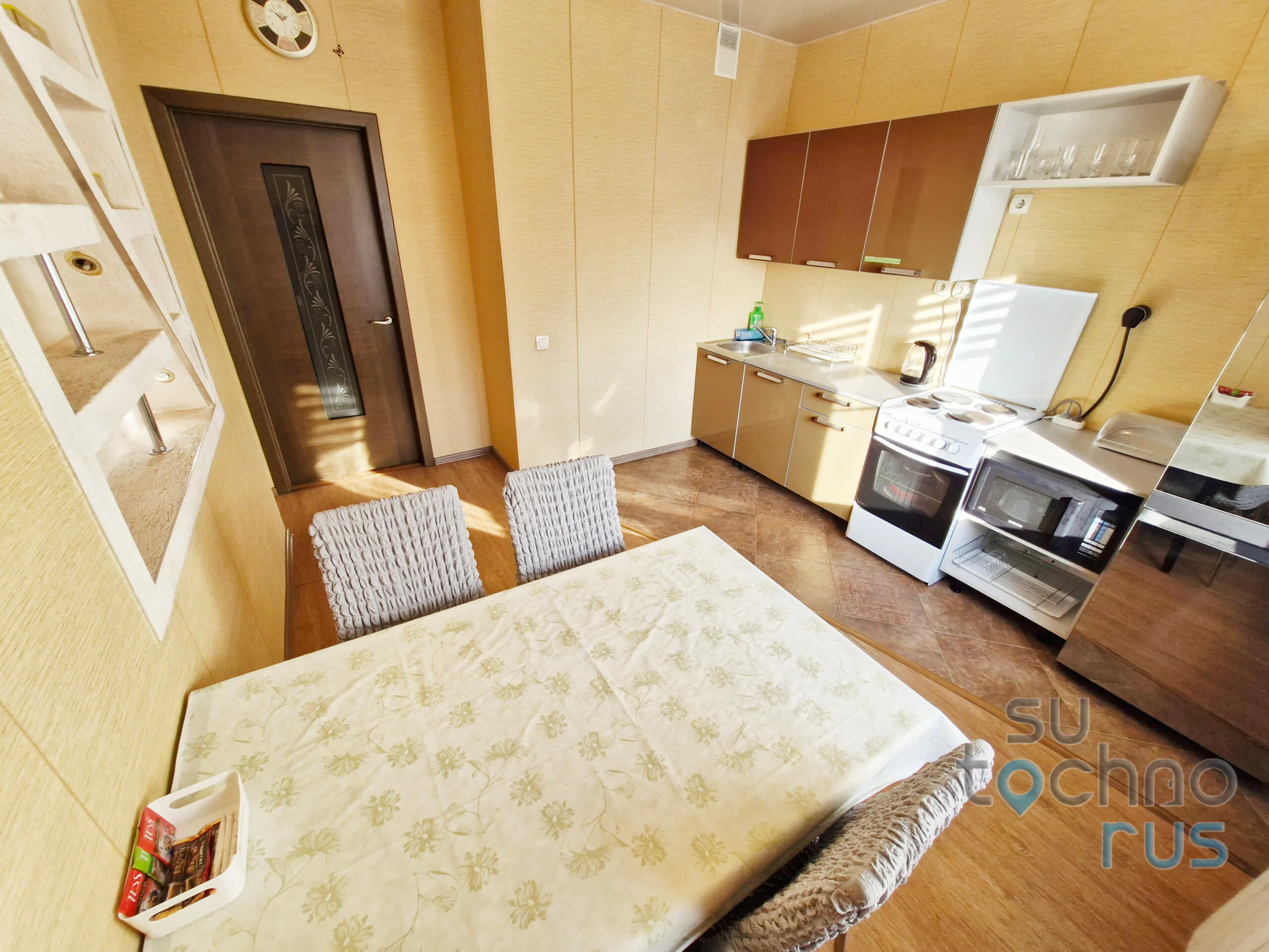 Снять квартиру посуточно в Хабаровске у Броско Молл (Павла Морозова 113) 16