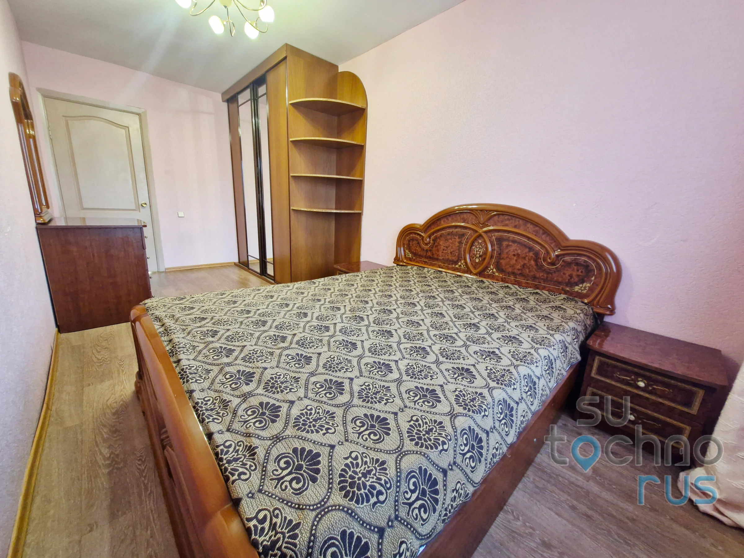 Снять квартиру на сутки в Хабаровске у Платинум Арены Центр 2