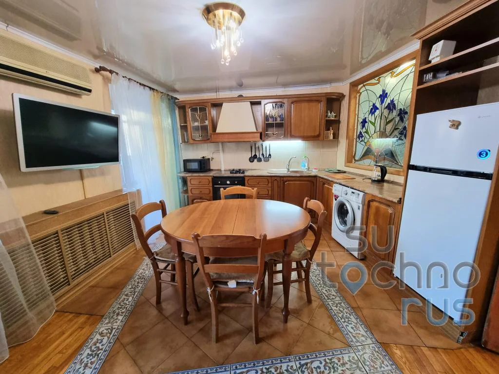 Снять квартиру у вокзала в Хабаровске на сутки (Серышева 16) 15