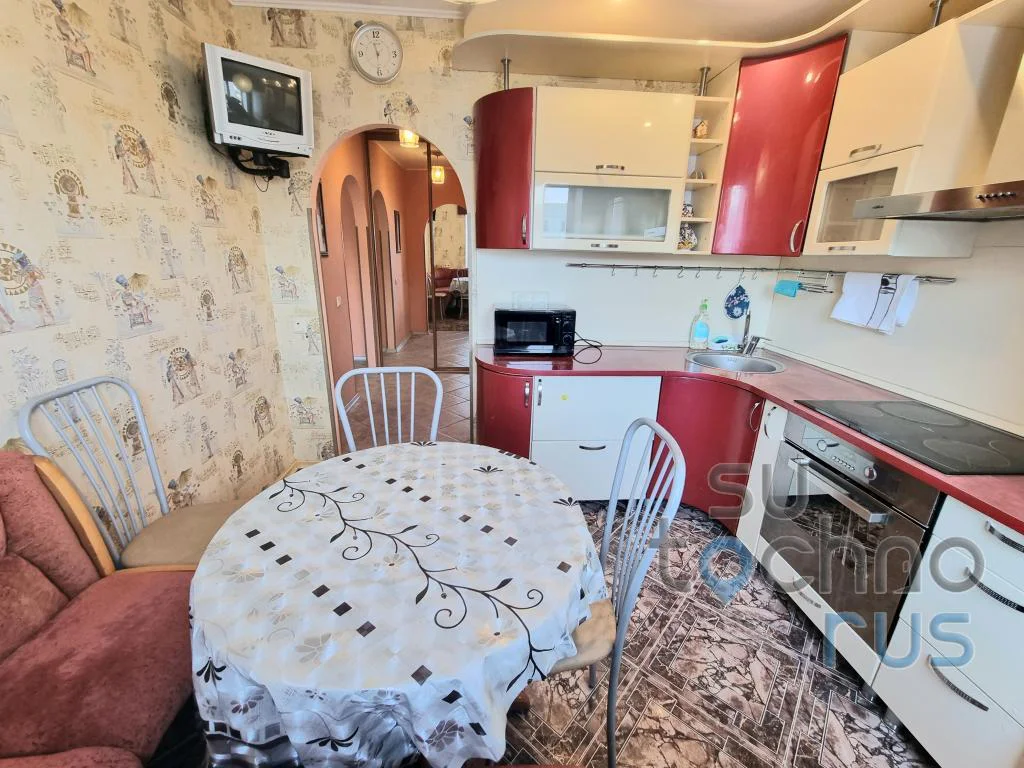 Снять апартаменты на сутки в Хабаровске у Дендрария 8