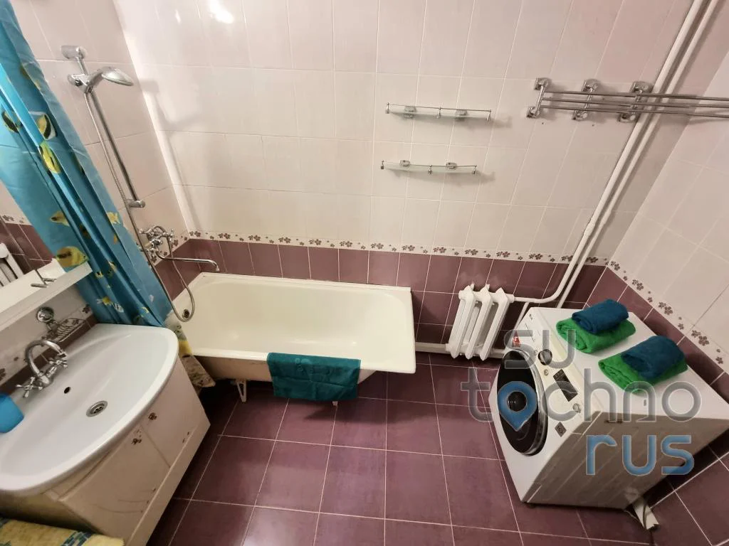 Снять 3-комнатную квартиру на сутки в Хабаровске у площади Ленина 8