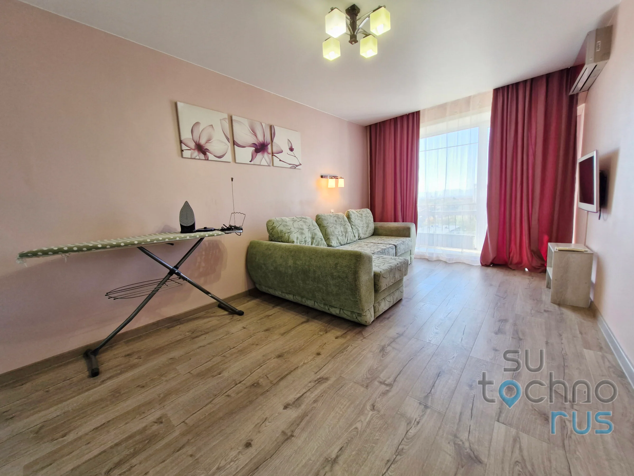 Снять квартиру посуточно в Хабаровске в центре на Калинина 110 4