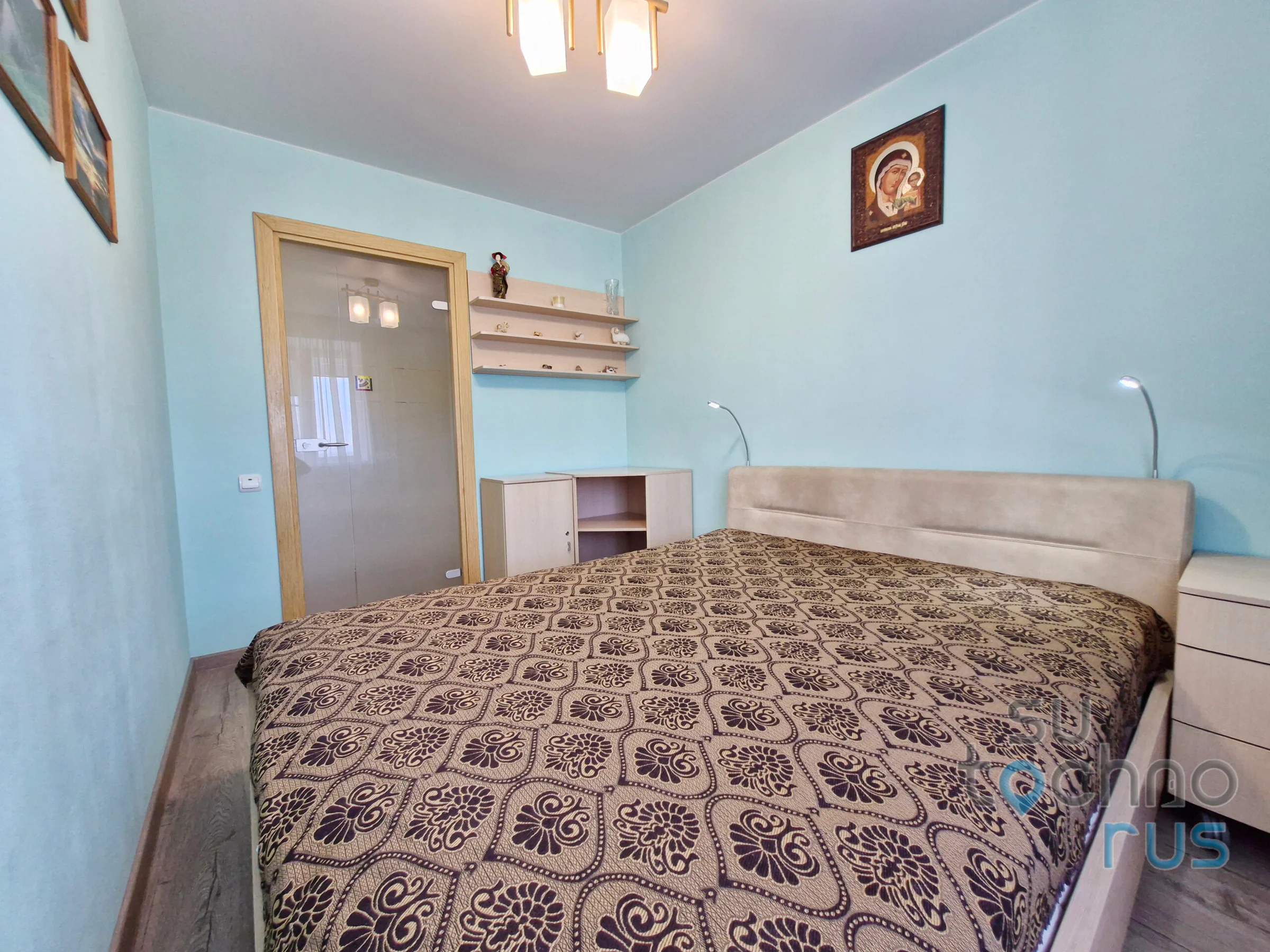 Снять квартиру посуточно в Хабаровске в центре на Калинина 110 16