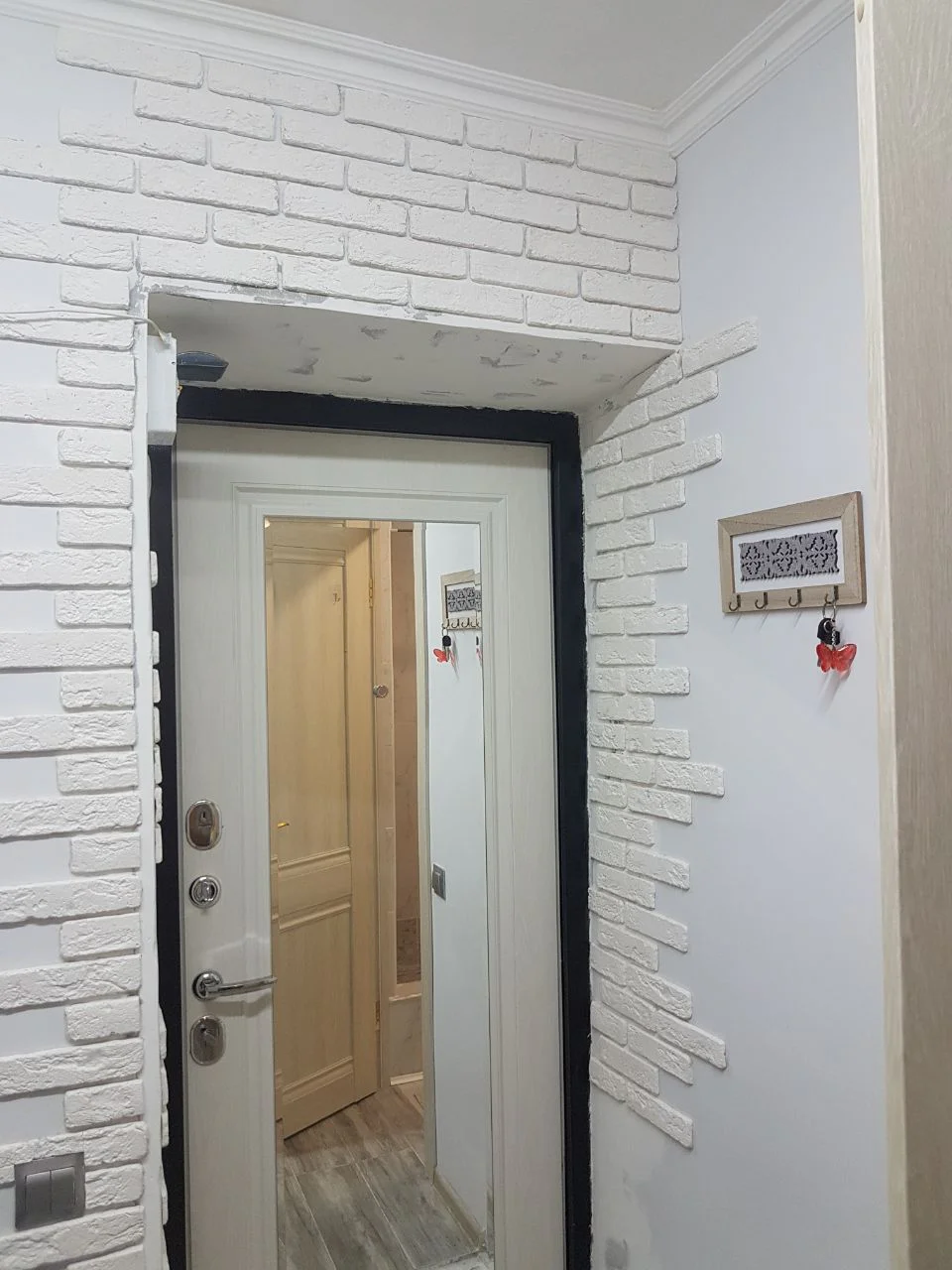 Снять на сутки студию в Сочи у рынка Ареда (Дагомысский 7) 6