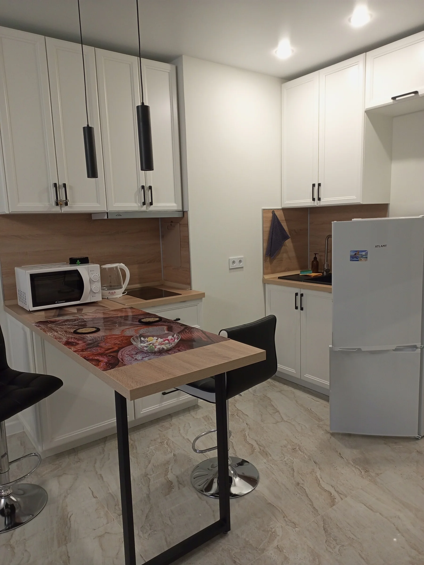 Снять на сутки студию в Сочи у моря (Гайдара 22) 5