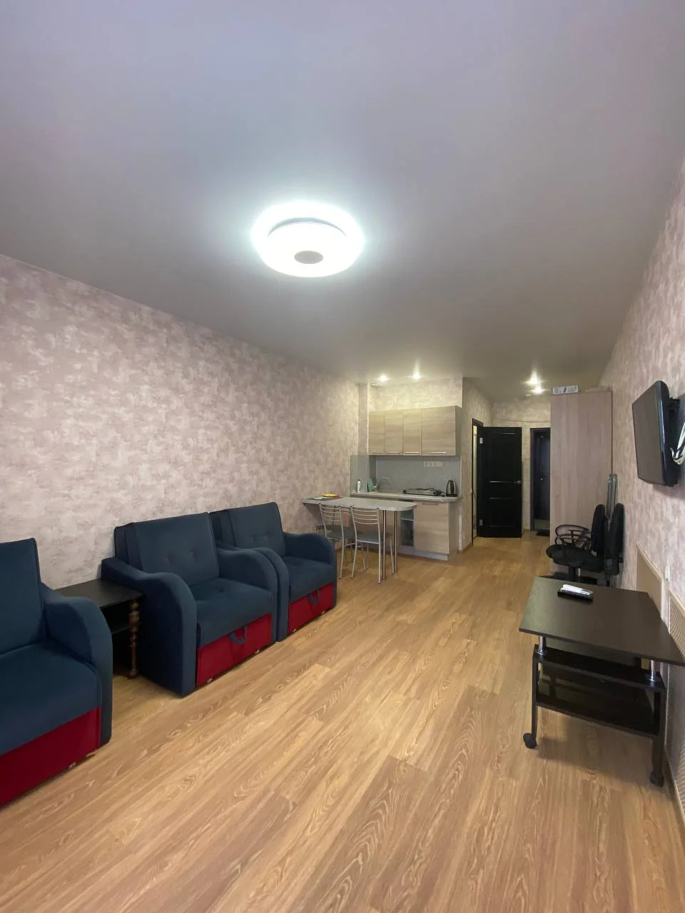 Снять посуточно студию-эконом в Сочи у моря (Гайдара 22) 8