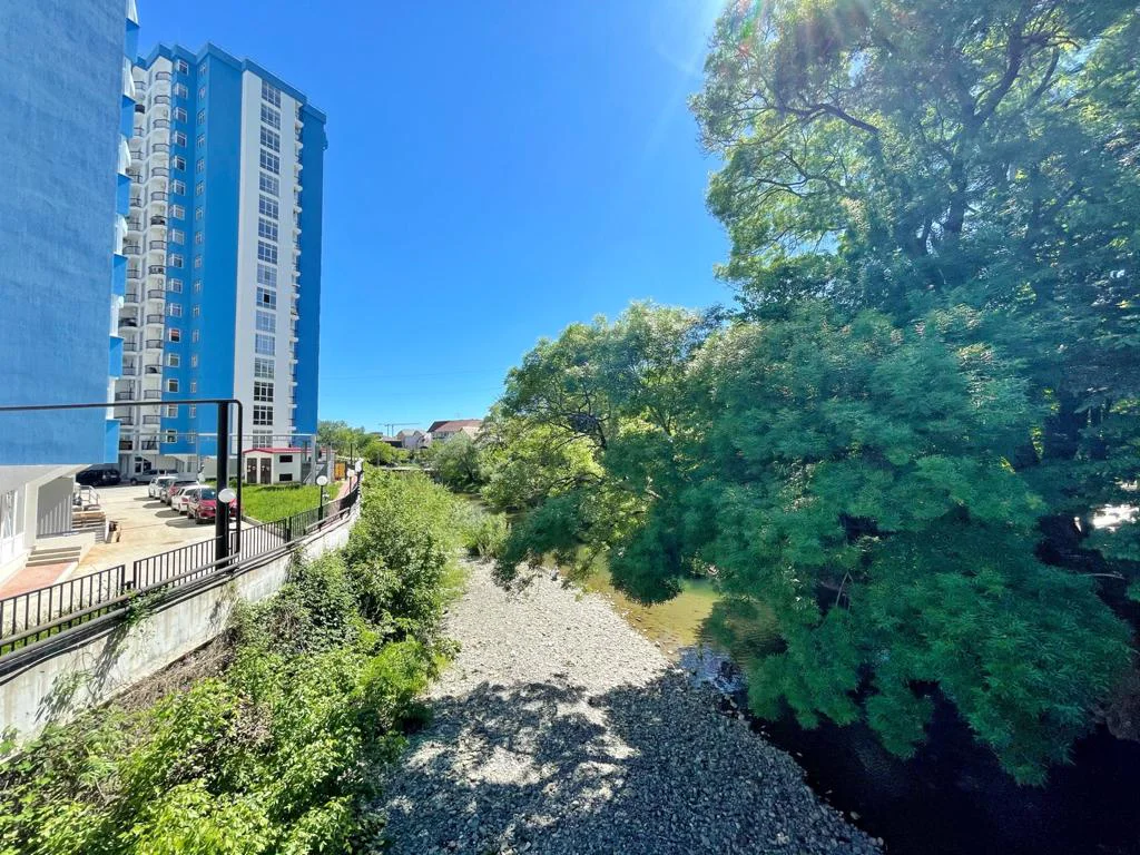 Снять посуточно студию-эконом в Сочи у моря (Гайдара 22) 12