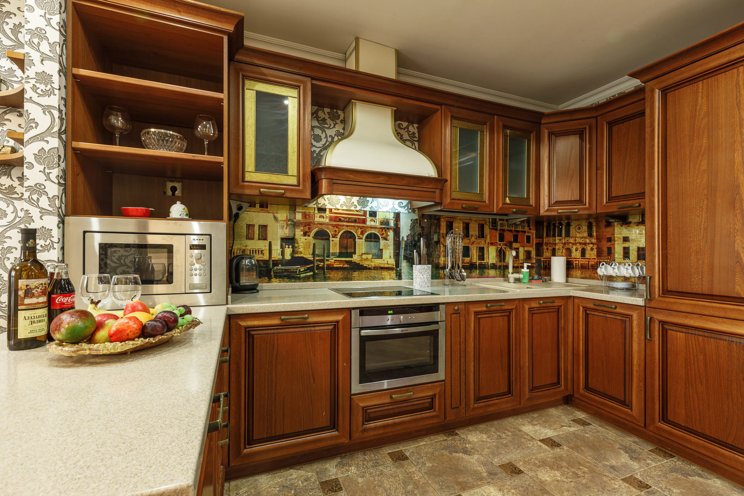 Просторная квартира в центре Сочи 6