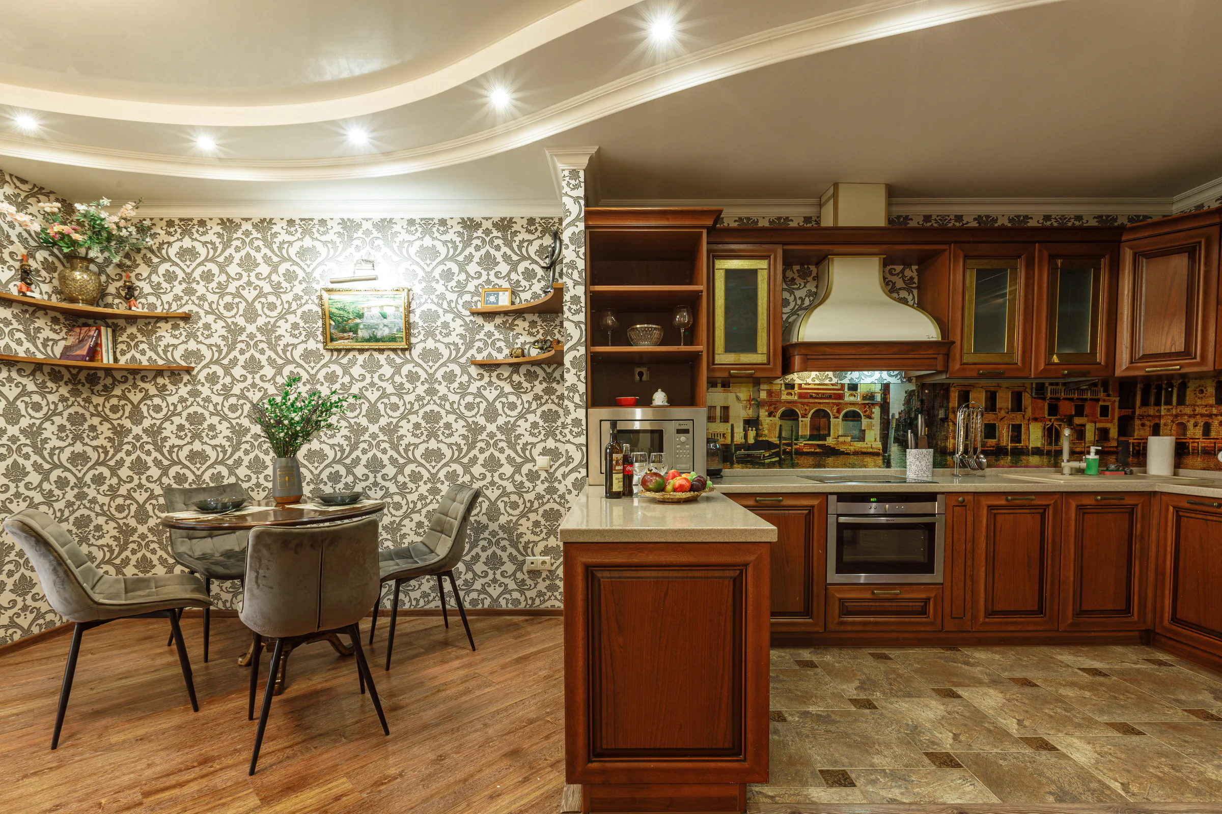 Просторная квартира в центре Сочи 8