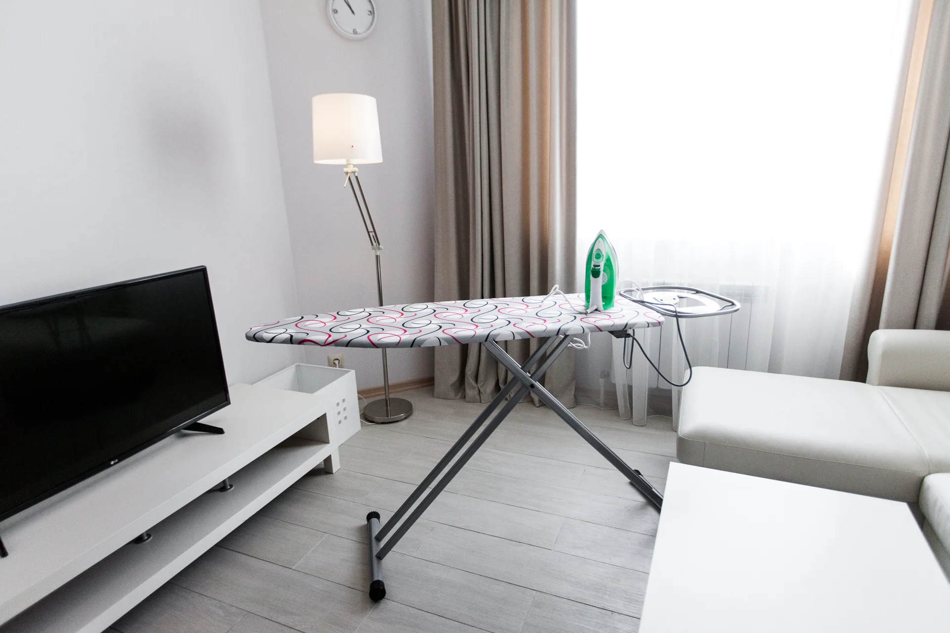 Светлые апартаменты на Туапсинской от HomeHotelSochi 8