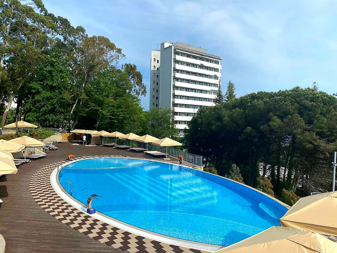 Элитные апариаменты с бассейном у моря в АК “Актёр Гэлакси “. 15