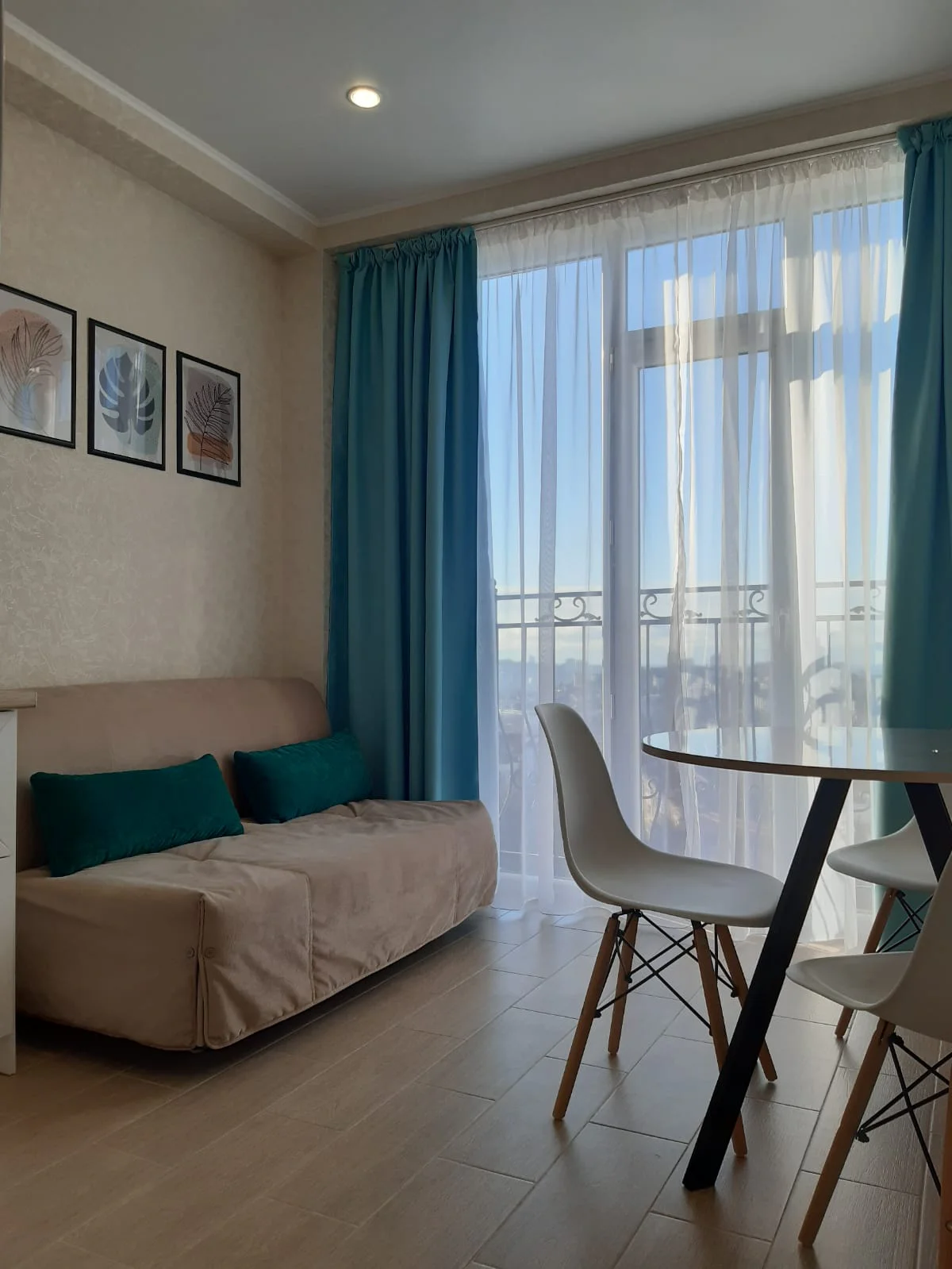 Квартира с видом на море 11