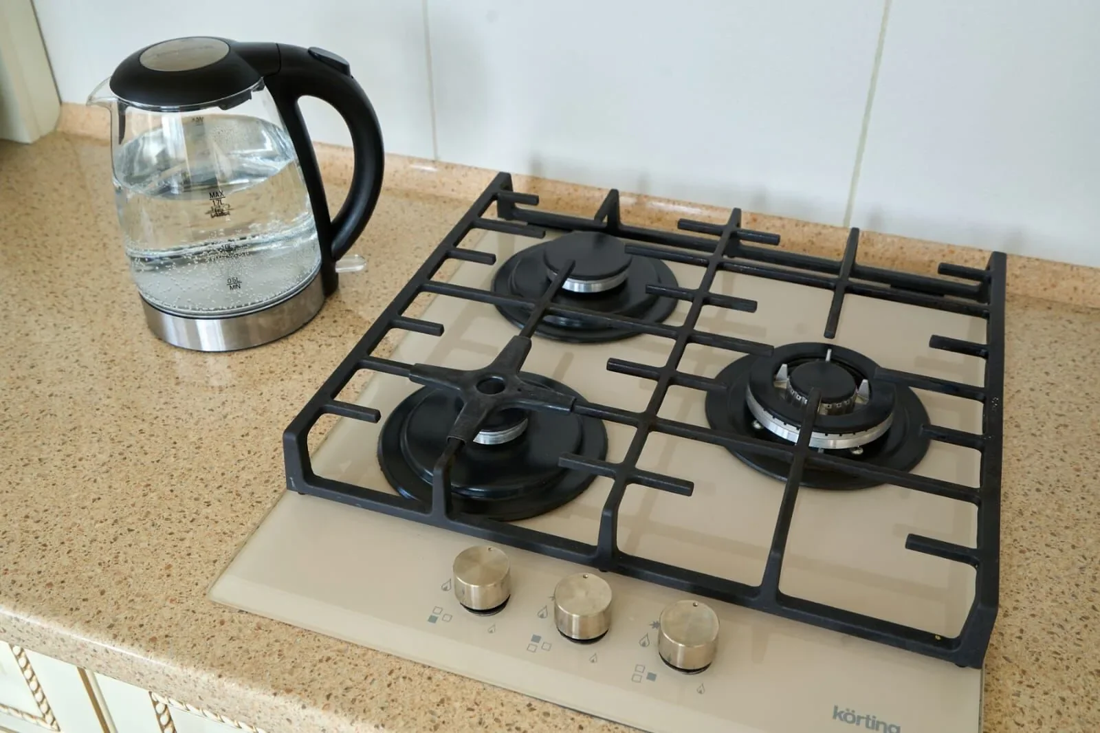 Снять квартиру посуточно в Севастополе у Графской пристани (Мокроусова 7) 7