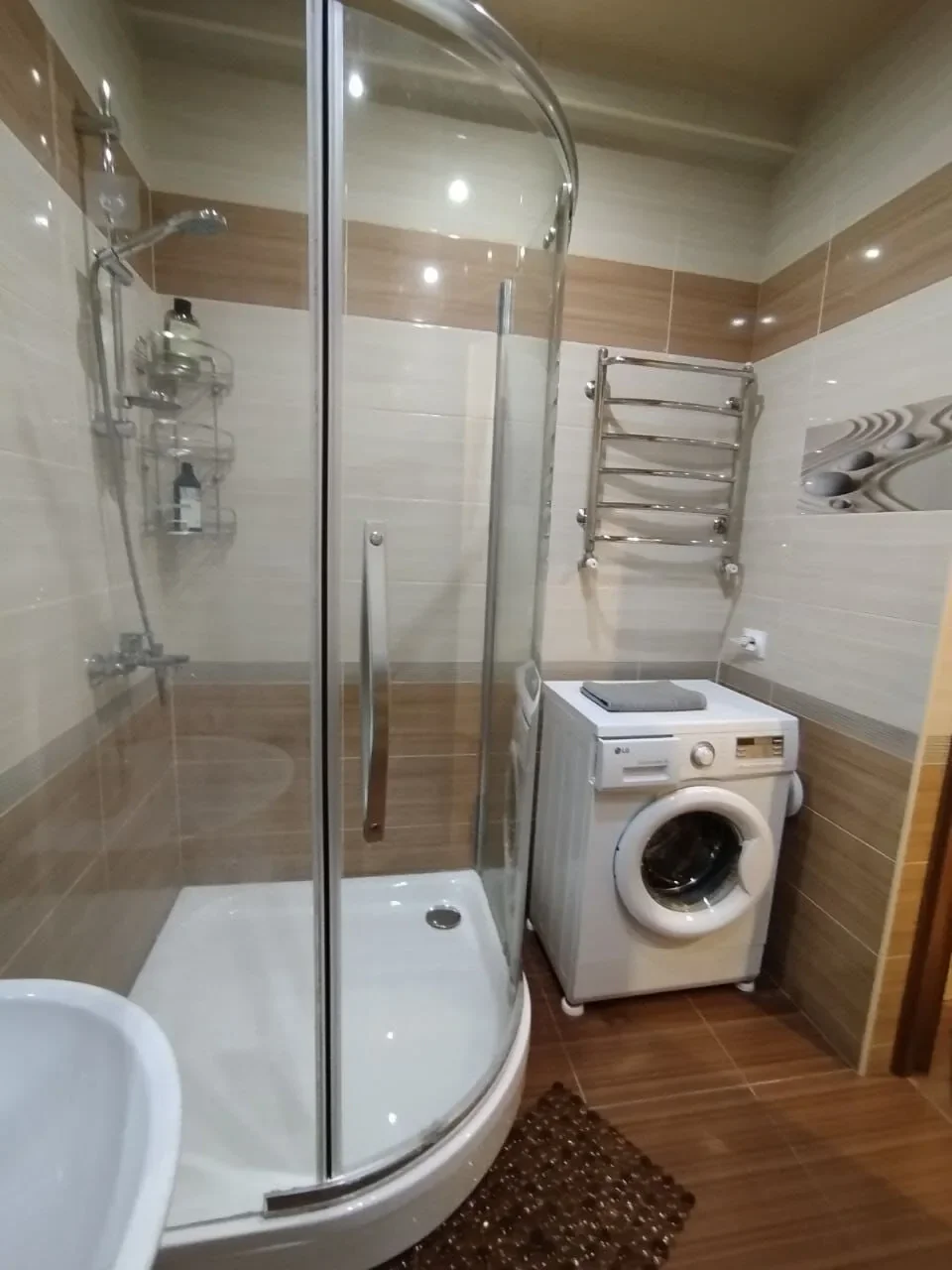 Снять квартиру посуточно в Севастополе у Херсонеса (ул Ерошенко 9) 10