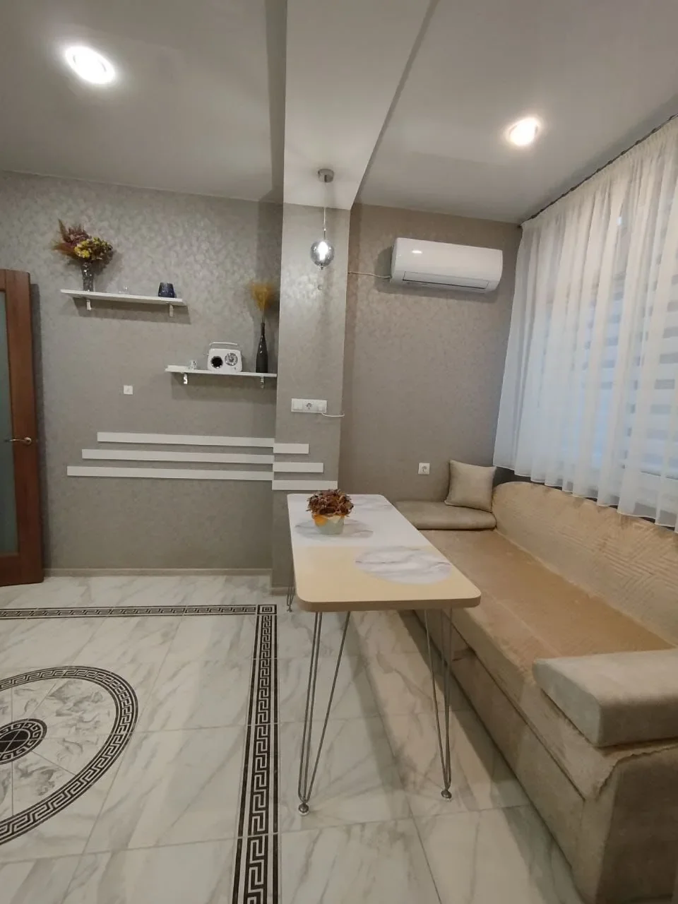 Снять квартиру посуточно в Севастополе у Херсонеса (ул Ерошенко 9) 13