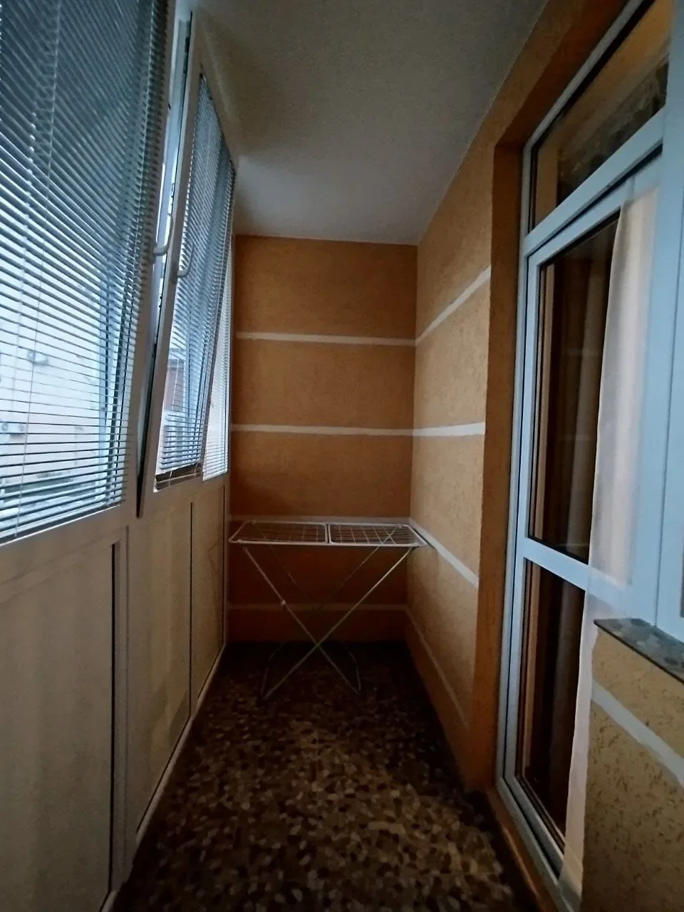 Снять квартиру посуточно в Севастополе у Херсонеса (ул Ерошенко 9) 14