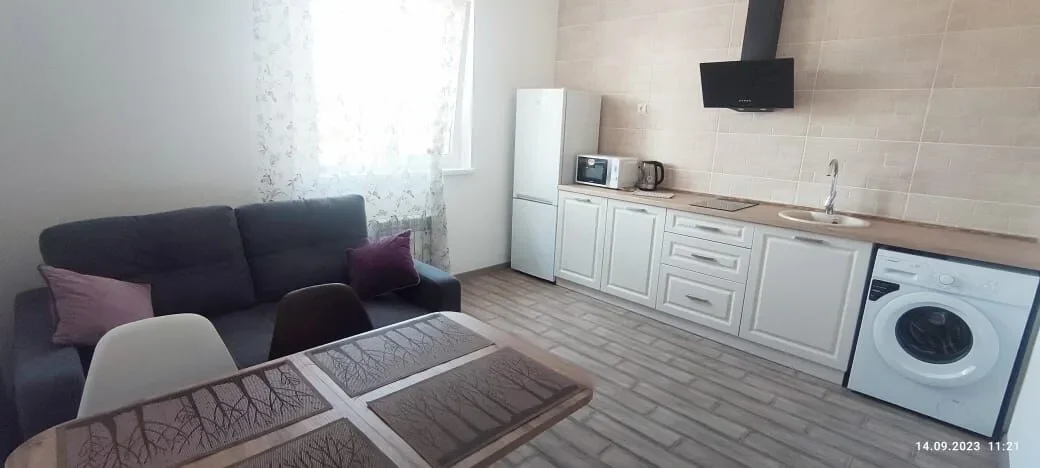 Снять квартиру посуточно в Севастополе у Сапун-горы (Горпищенко 140/2) 6