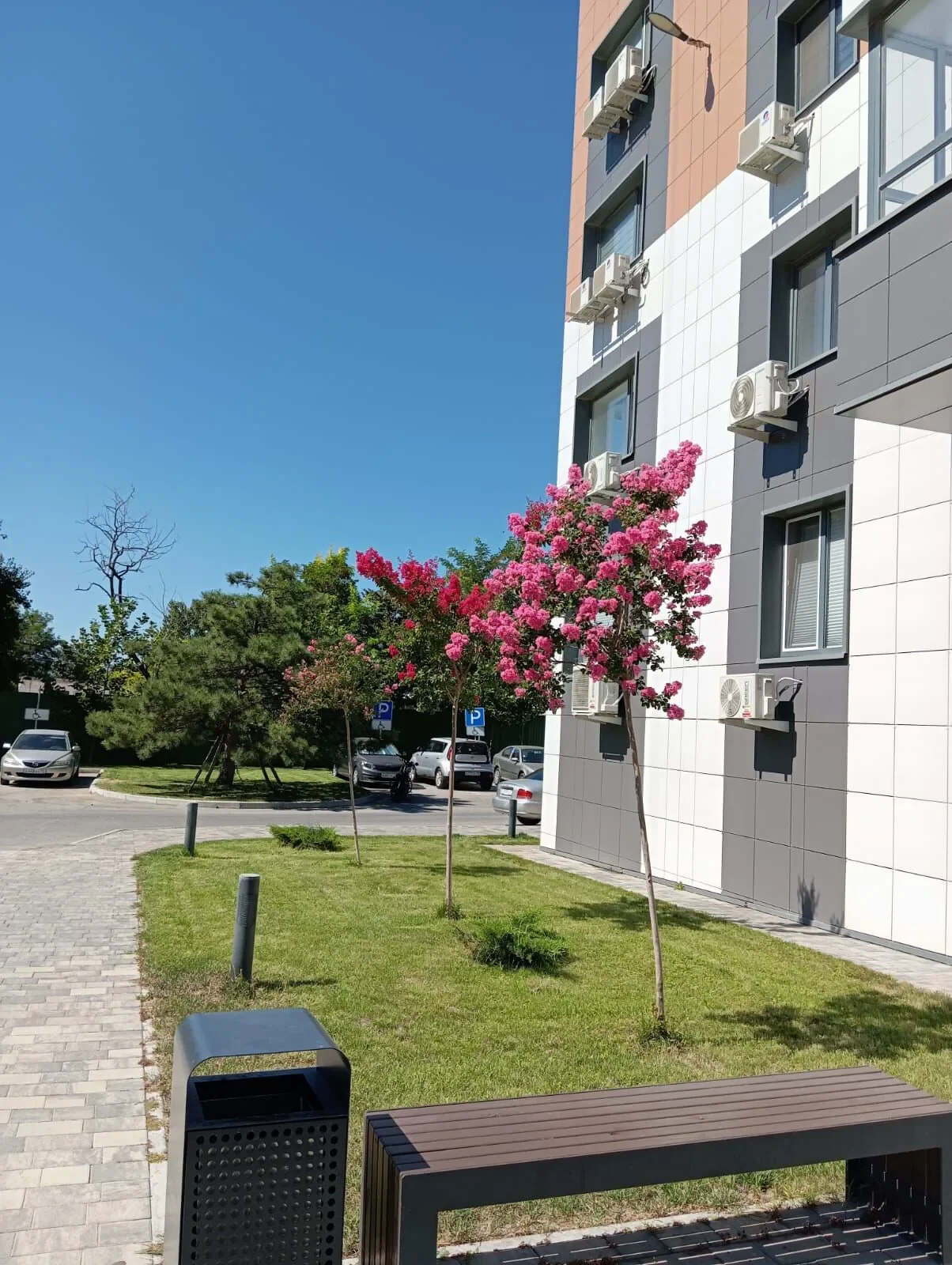 Снять квартиру посуточно в Севастополе в ЖК Доброгород (Токарева 18В) 18