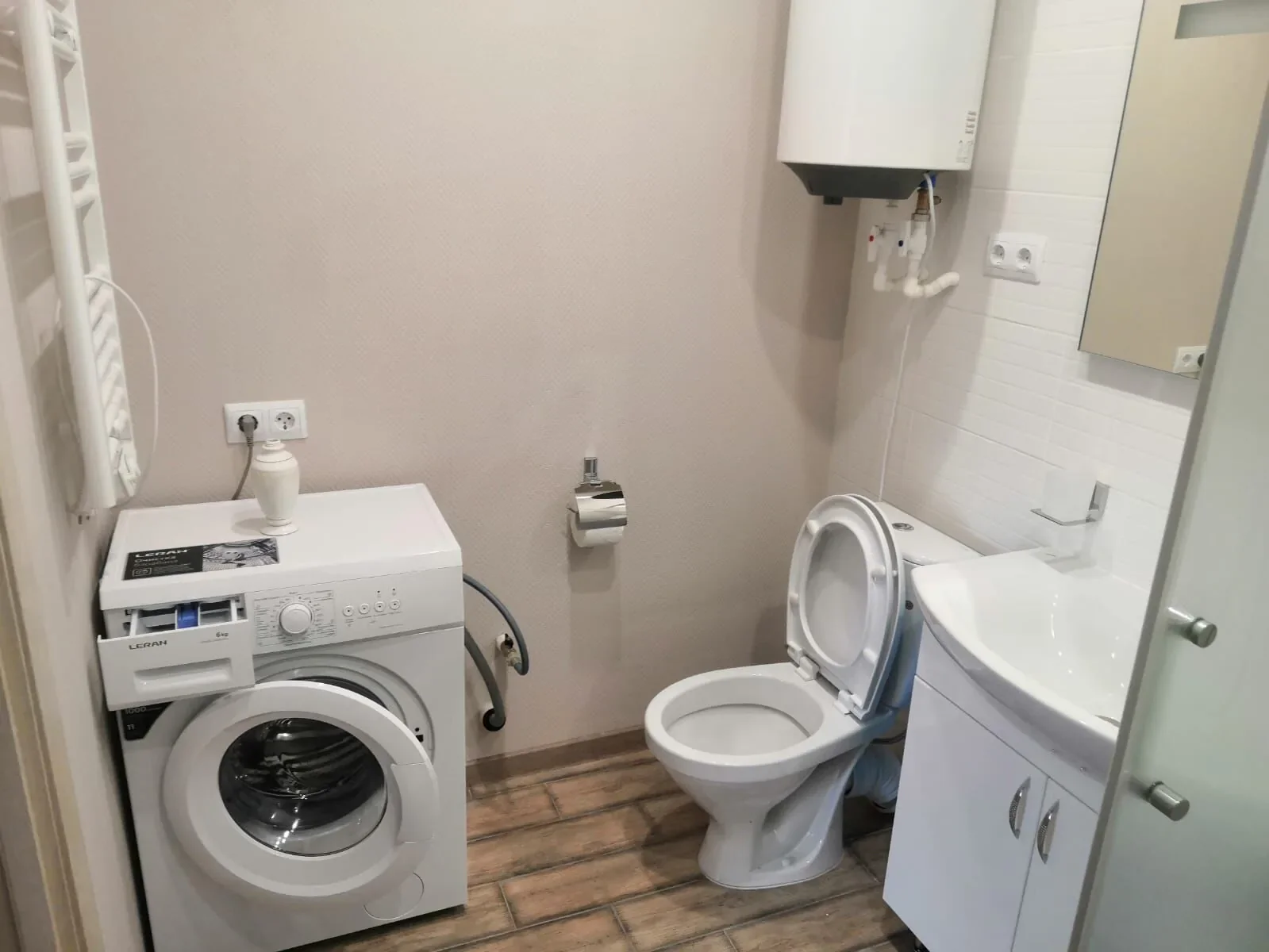 Снять квартиру посуточно в Севастополе у Военного госпиталя (Горпищенко 143) 6