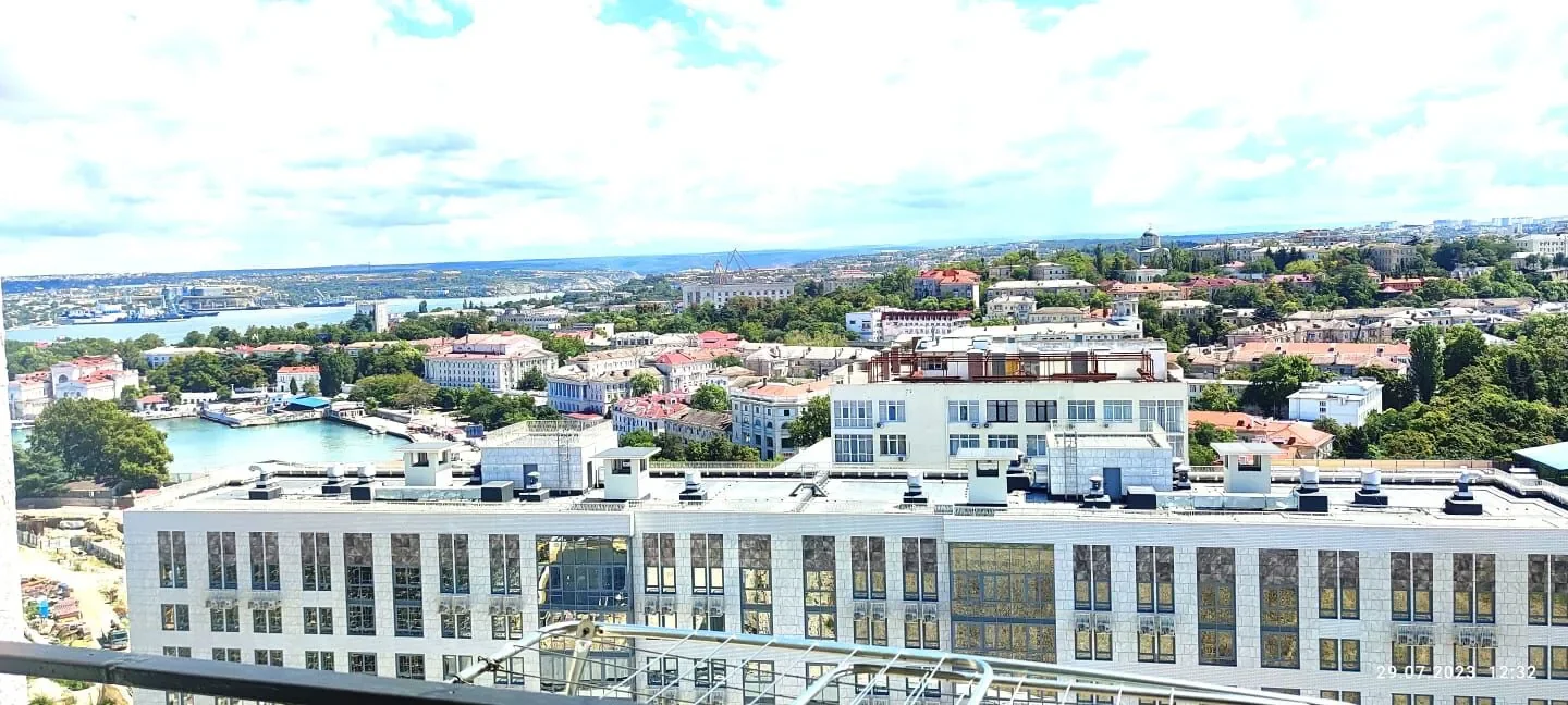 Снять квартиру посуточно в Севастополе у Графской Пристани (Мокроусова 5) 3