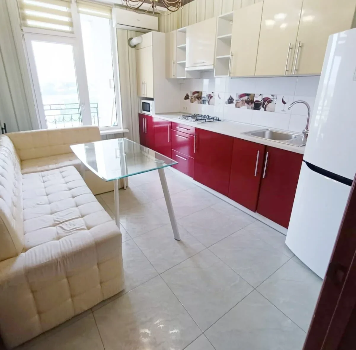 Снять квартиру посуточно в Севастополе у Графской Пристани (Мокроусова 5) 9