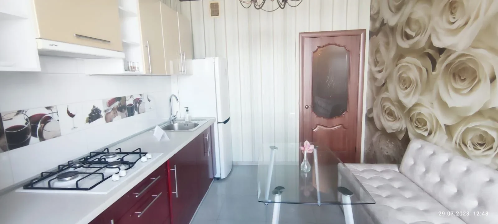 Снять квартиру посуточно в Севастополе у Графской Пристани (Мокроусова 5) 10