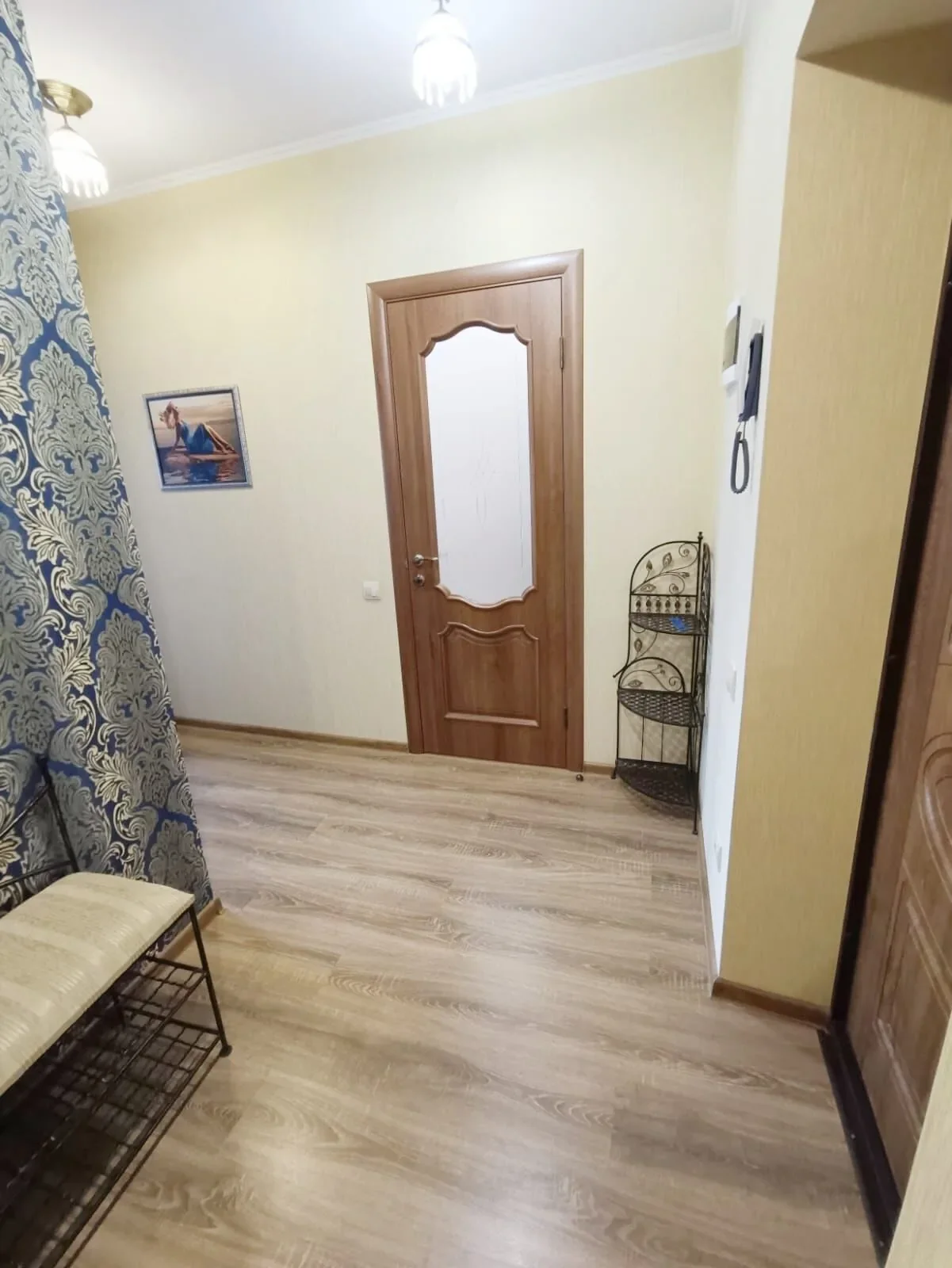 Снять квартиру посуточно в Севастополе у Графской Пристани (Мокроусова 5) 12