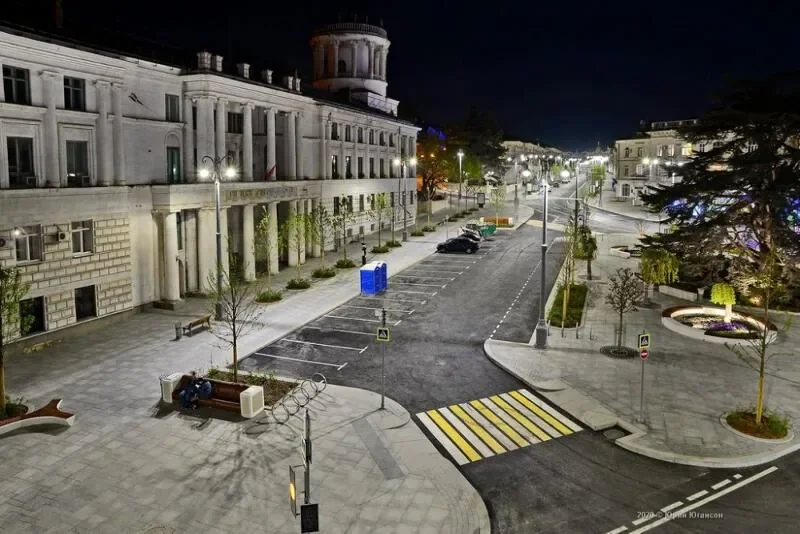 Снять квартиру посуточно в Севастополе у Графской Пристани (Мокроусова 5) 15