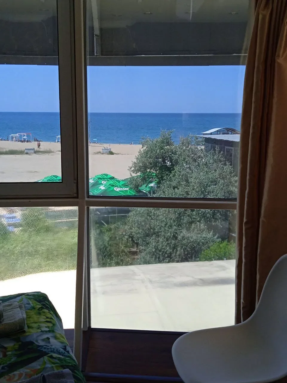 Снять квартиру посуточно в Севастополе у моря (Любоморье) 10