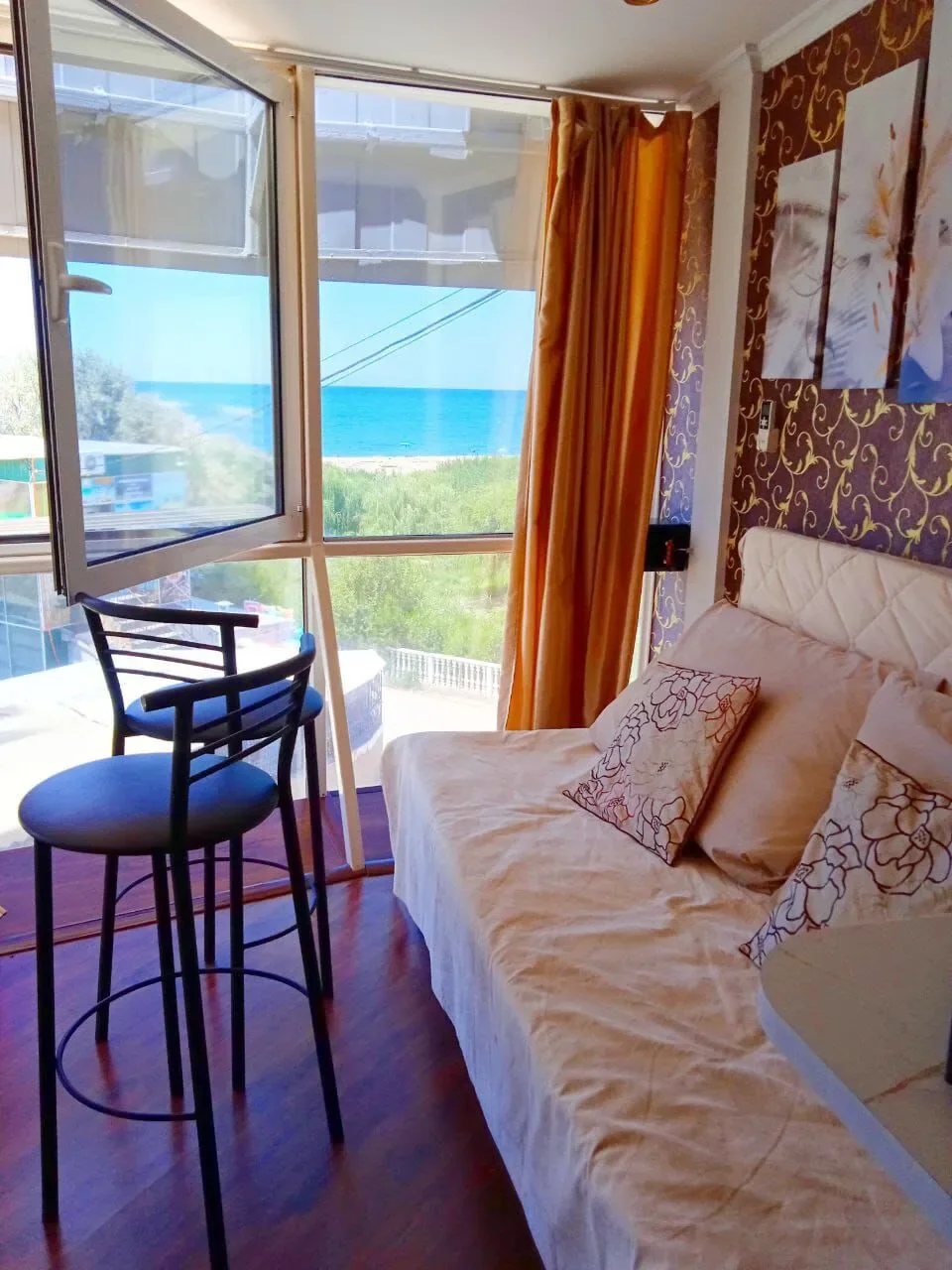 Снять квартиру посуточно в Севастополе у моря (Любоморье) 12