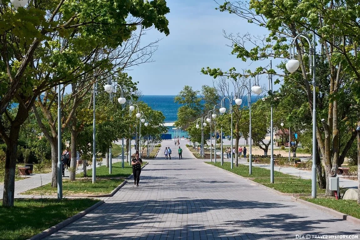 Снять квартиру посуточно в Севастополе у Медколледжа (Адмирала Октябрьского 13) 12