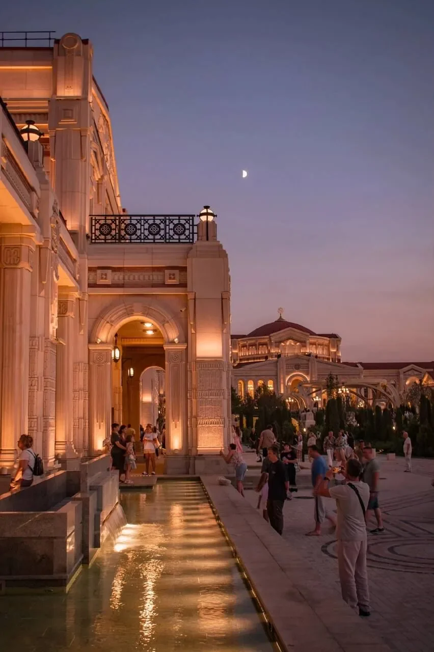 Снять квартиру посуточно в Севастополе у Медколледжа (Адмирала Октябрьского 13) 13