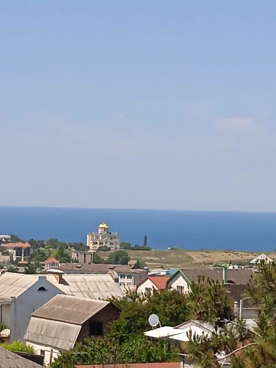 Снять квартиру посуточно в Севастополе у Медколледжа (Адмирала Октябрьского 13) 14