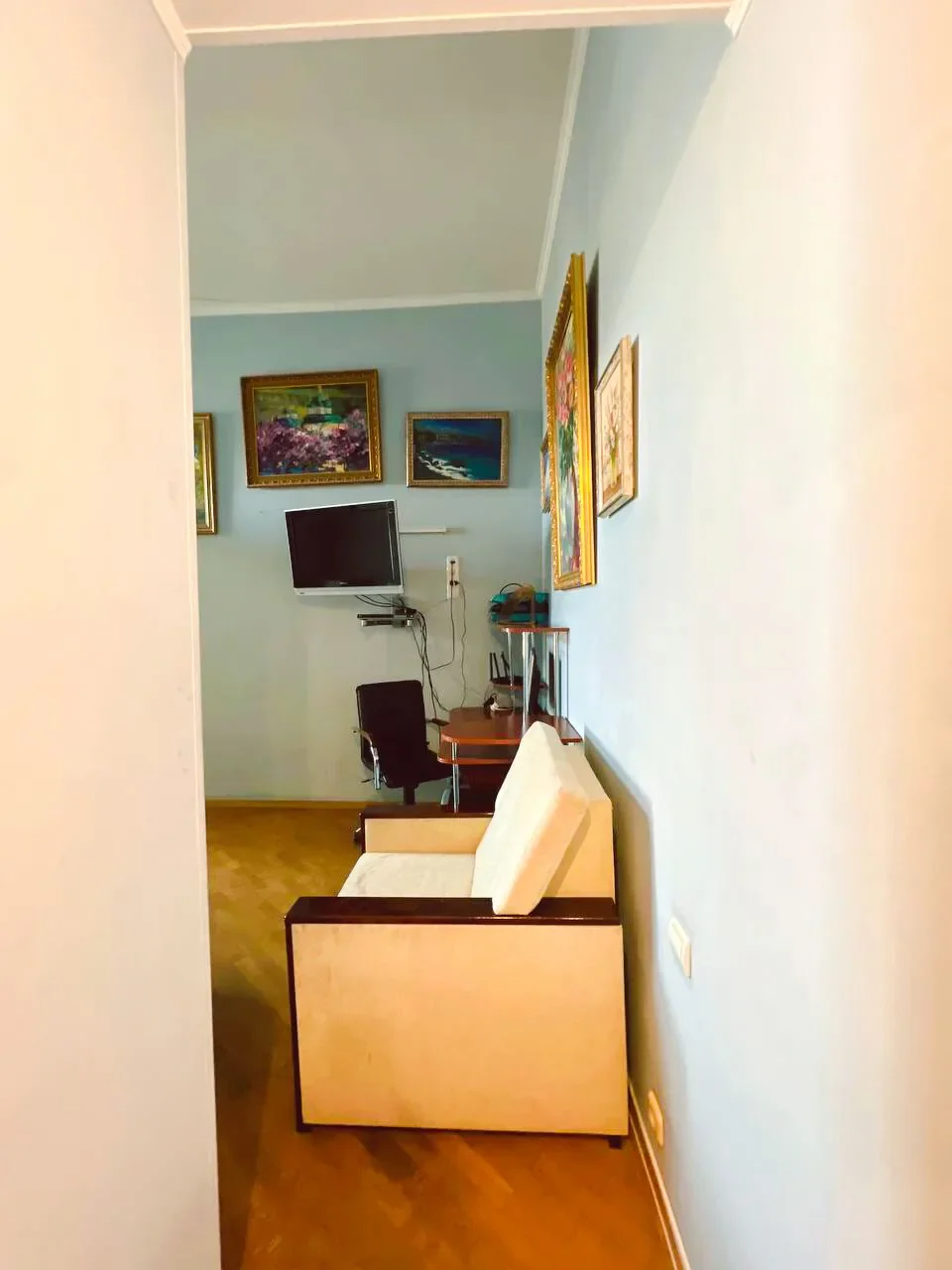 Снять квартиру посуточно в Севастополе у Графской Пристани (Мокроусова 7) 18