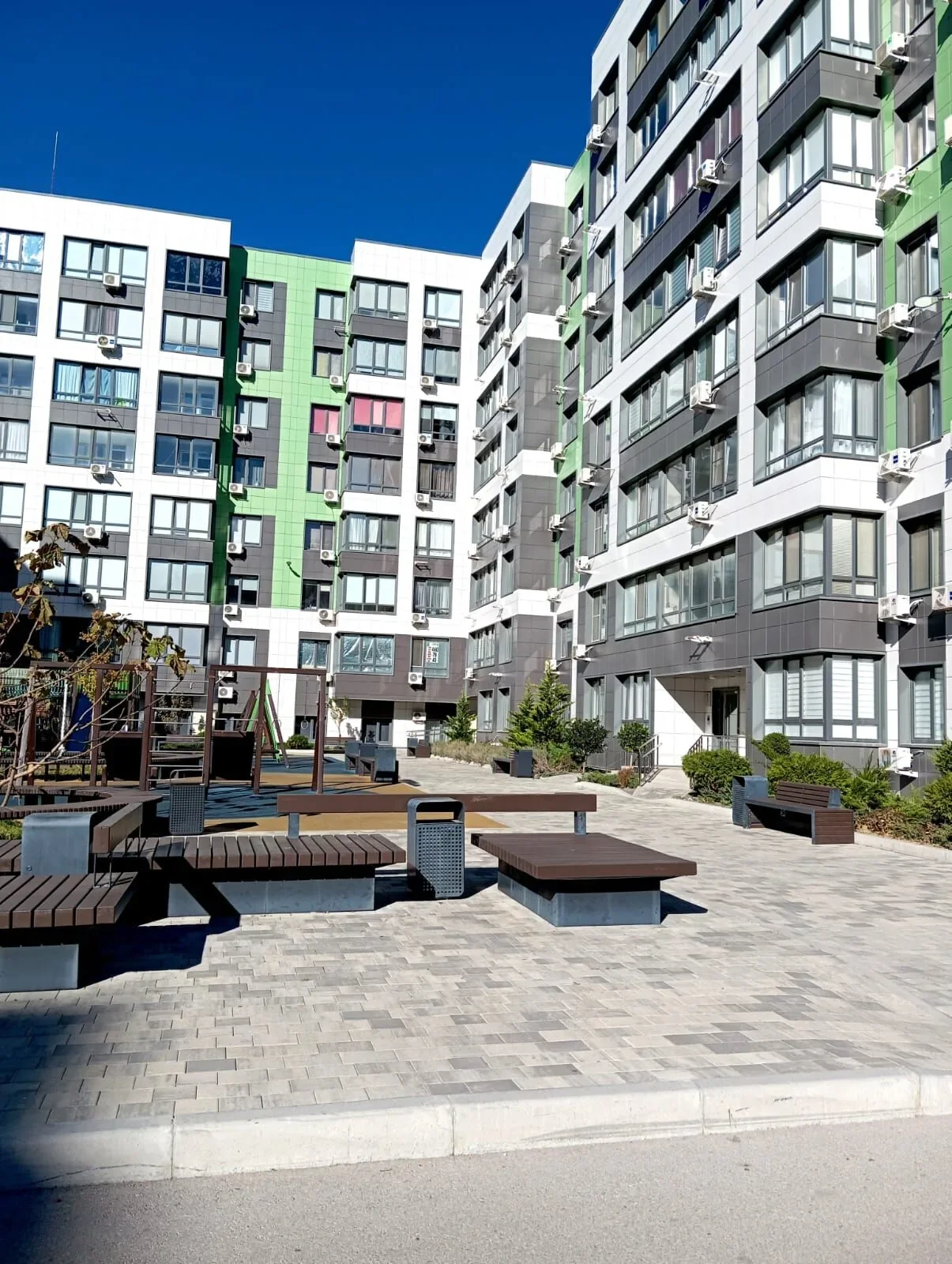 Снять посуточно студию в Севастополе в ЖК Доброгород (Токарева 18В) 8