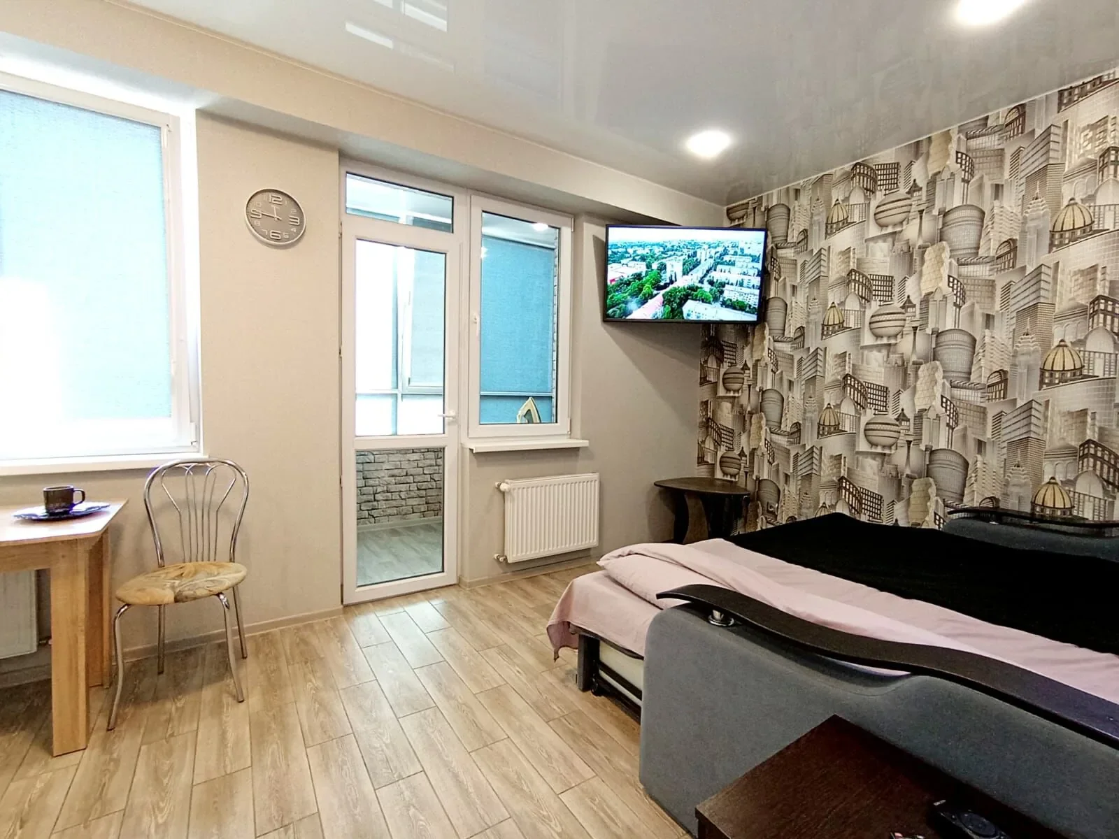 Снять посуточно студию в Севастополе в ЖК Доброгород (Токарева 18В) 14