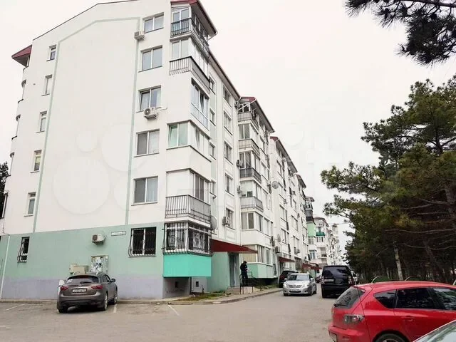 Снять посуточно 1-к квартиру в Севастополе у ТЦ SeaMall (пр-кт Генерала Острякова 244) 10