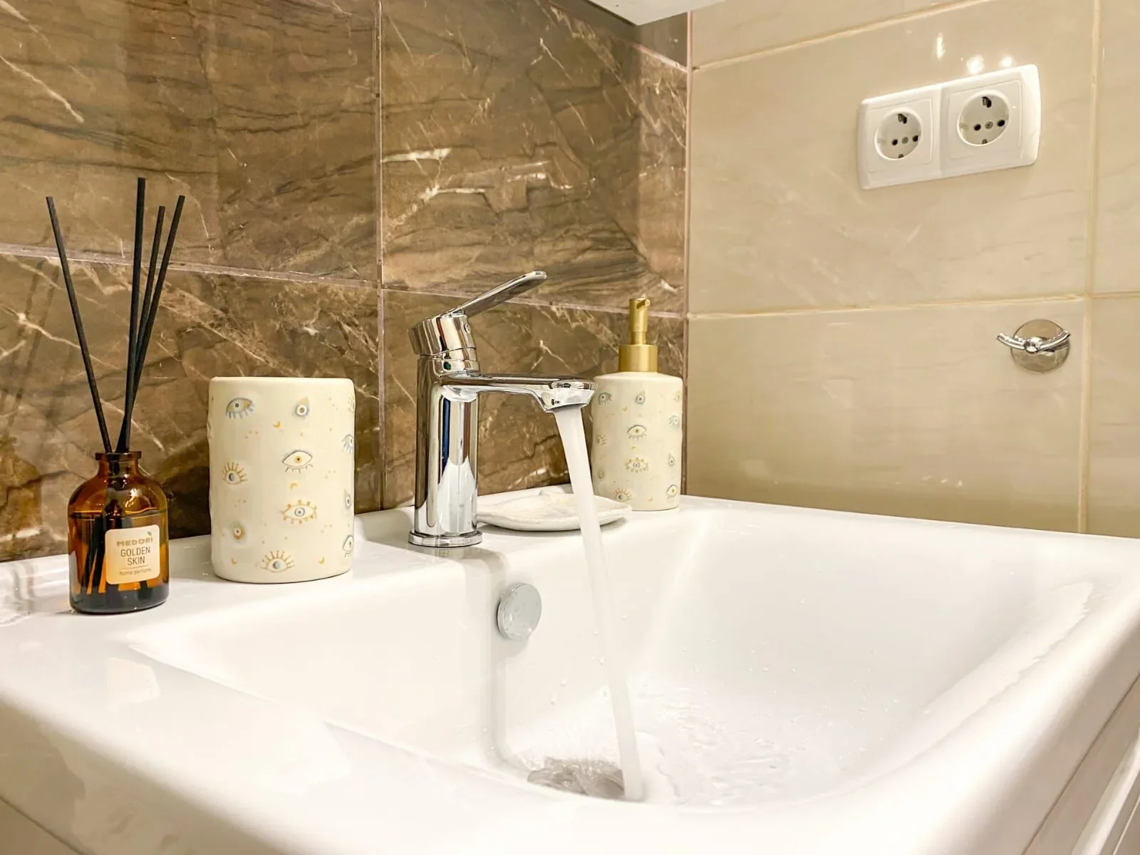 Снять посуточно 1-к квартиру в Севастополе у ТЦ SeaMall (пр-кт Генерала Острякова 244) 14