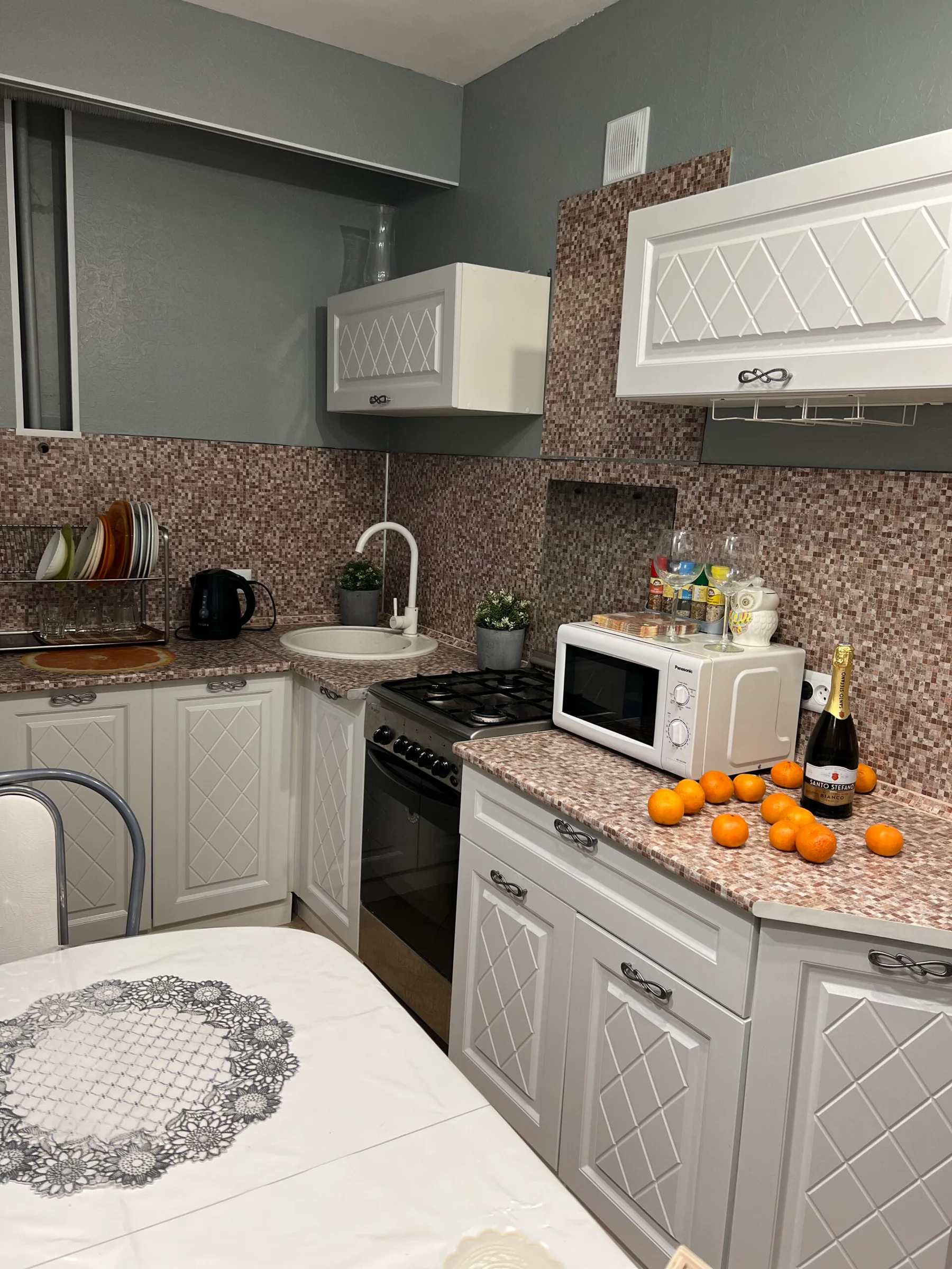 Снять 3-к квартиру в центре Казани посуточно | ул. Курашова 34 | 4 раздельных места 12