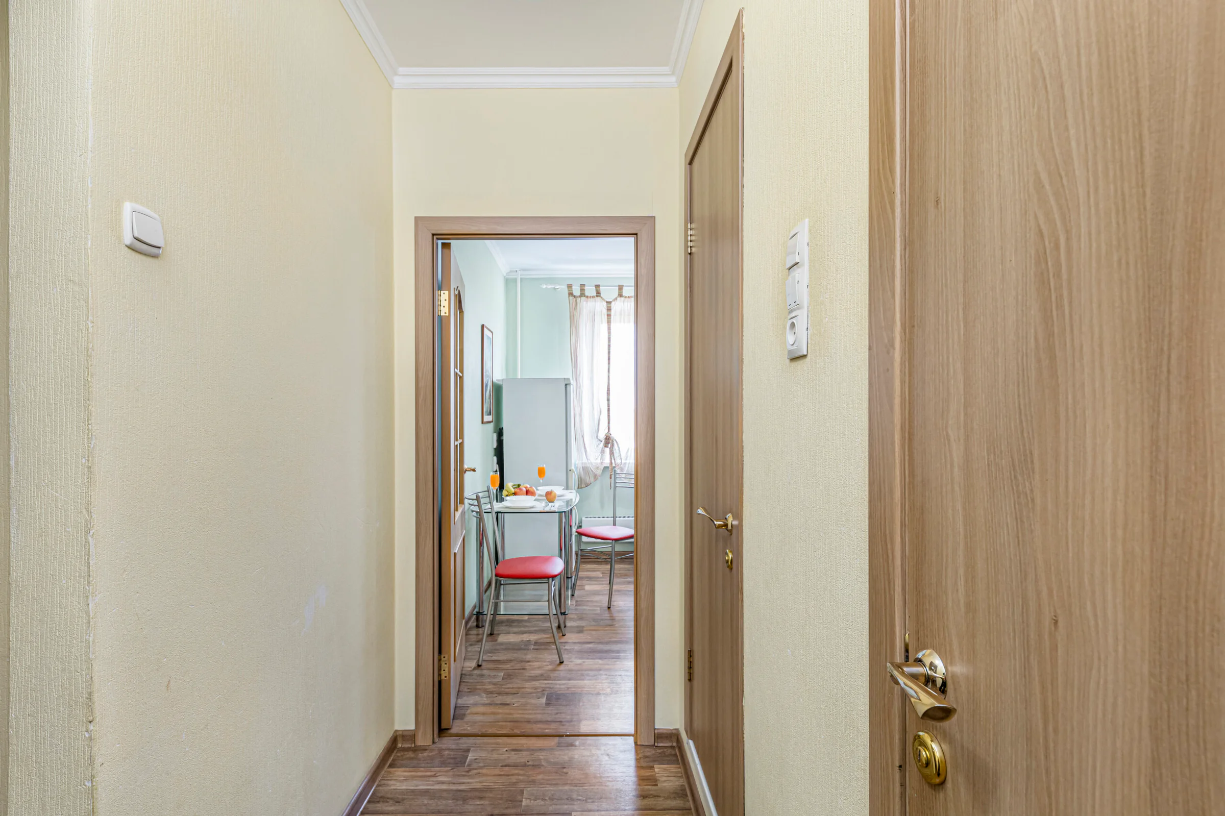 Снять однокомнатную квартиру в Челябинске рядом с Ж/Д вокзалом Посуточно 10