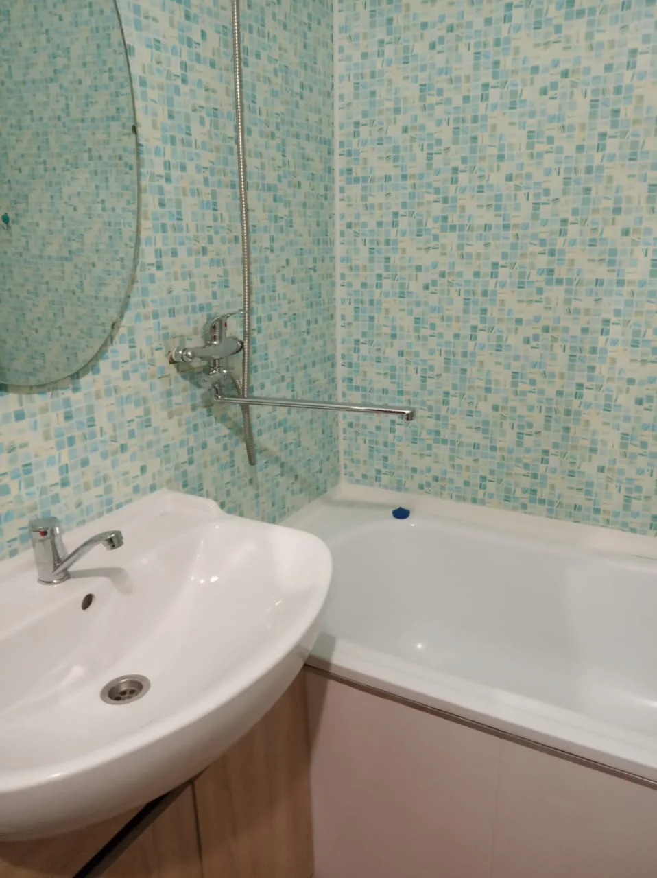 Снять квартиру с дизайнерским ремонтом в Челябинске ЧТЗ Сад Победы Посуточно 13