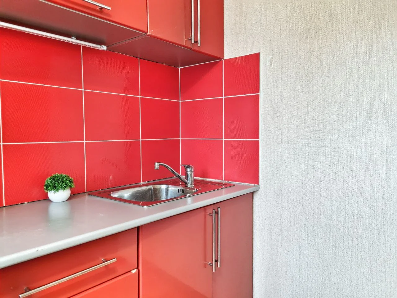 Снять однокомнатную квартиру в Челябинске ЧТЗ Посуточно 7