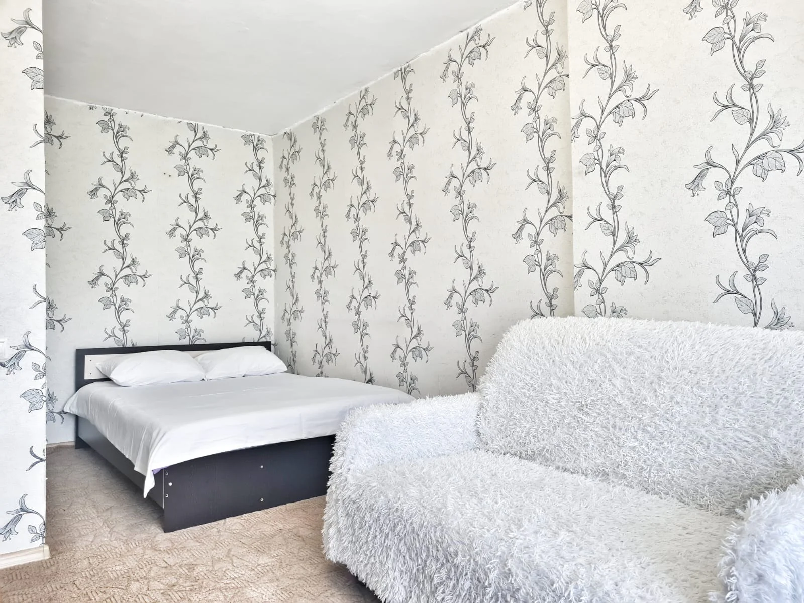 Снять однокомнатную квартиру на ЧТЗ Сад Победы Посуточно 3