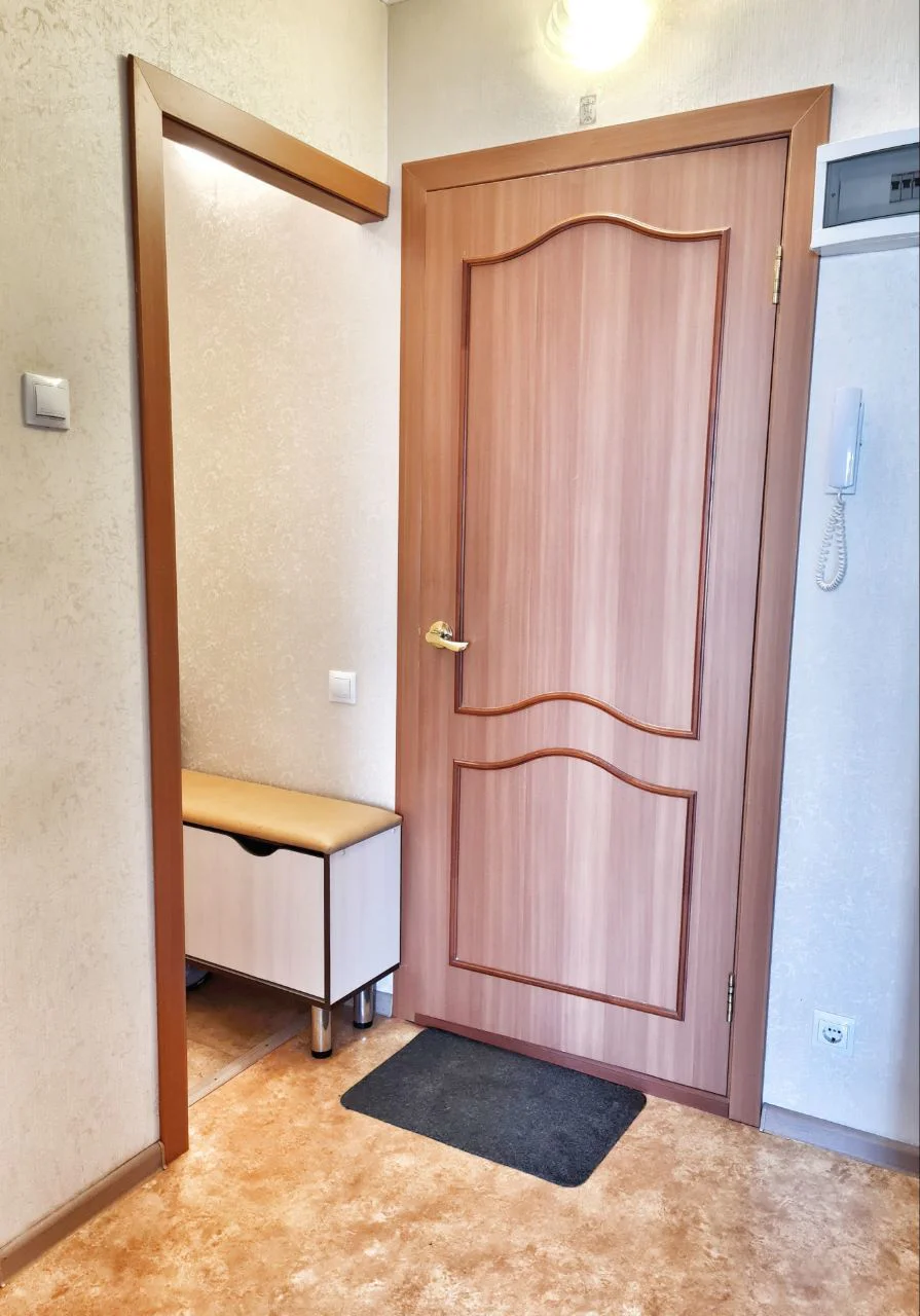 Снять однокомнатную квартиру на ЧТЗ Сад Победы Посуточно 16