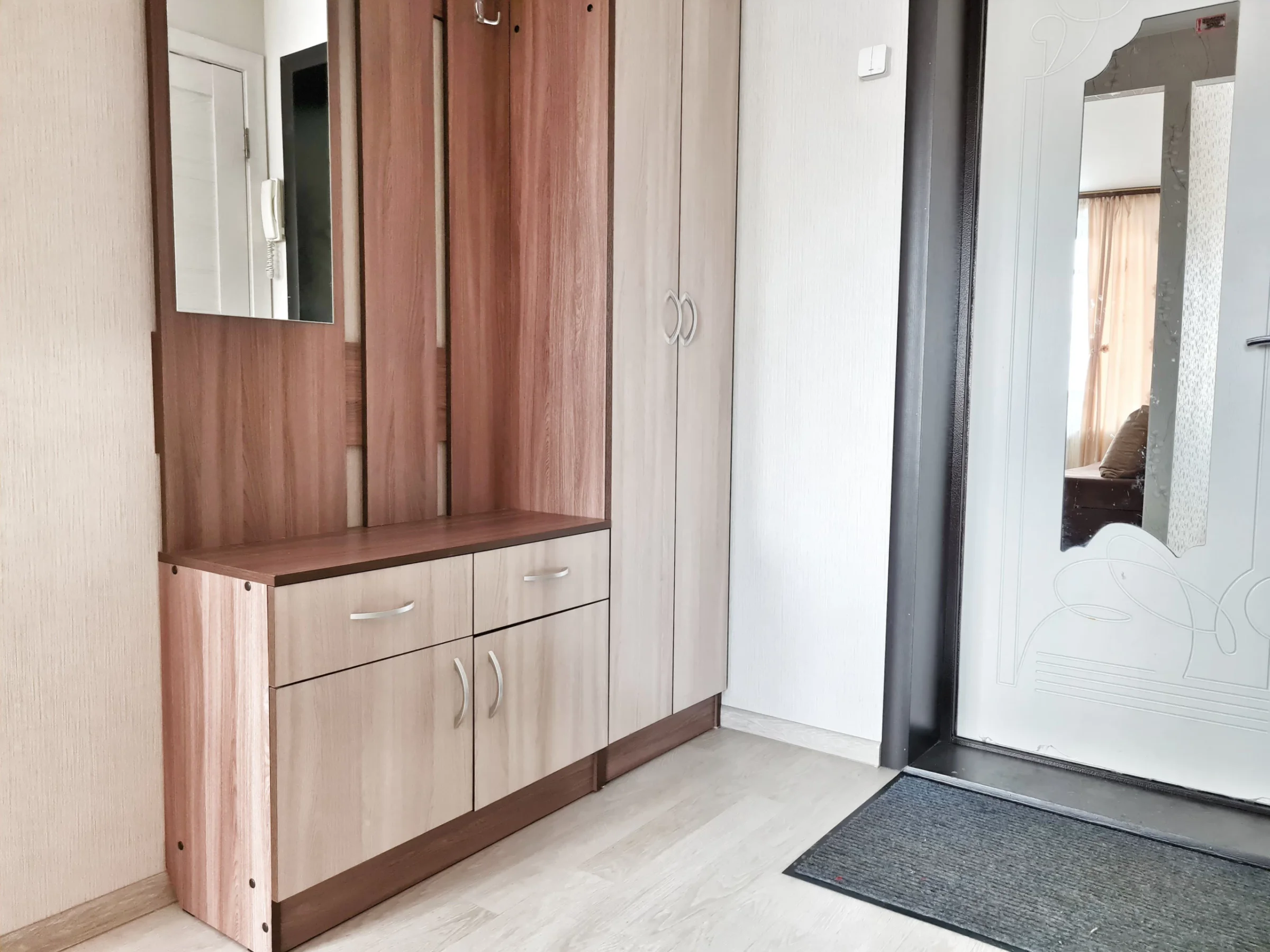 Снять квартиру в Тракторозаводском районе у Сада Победы Посуточно 5