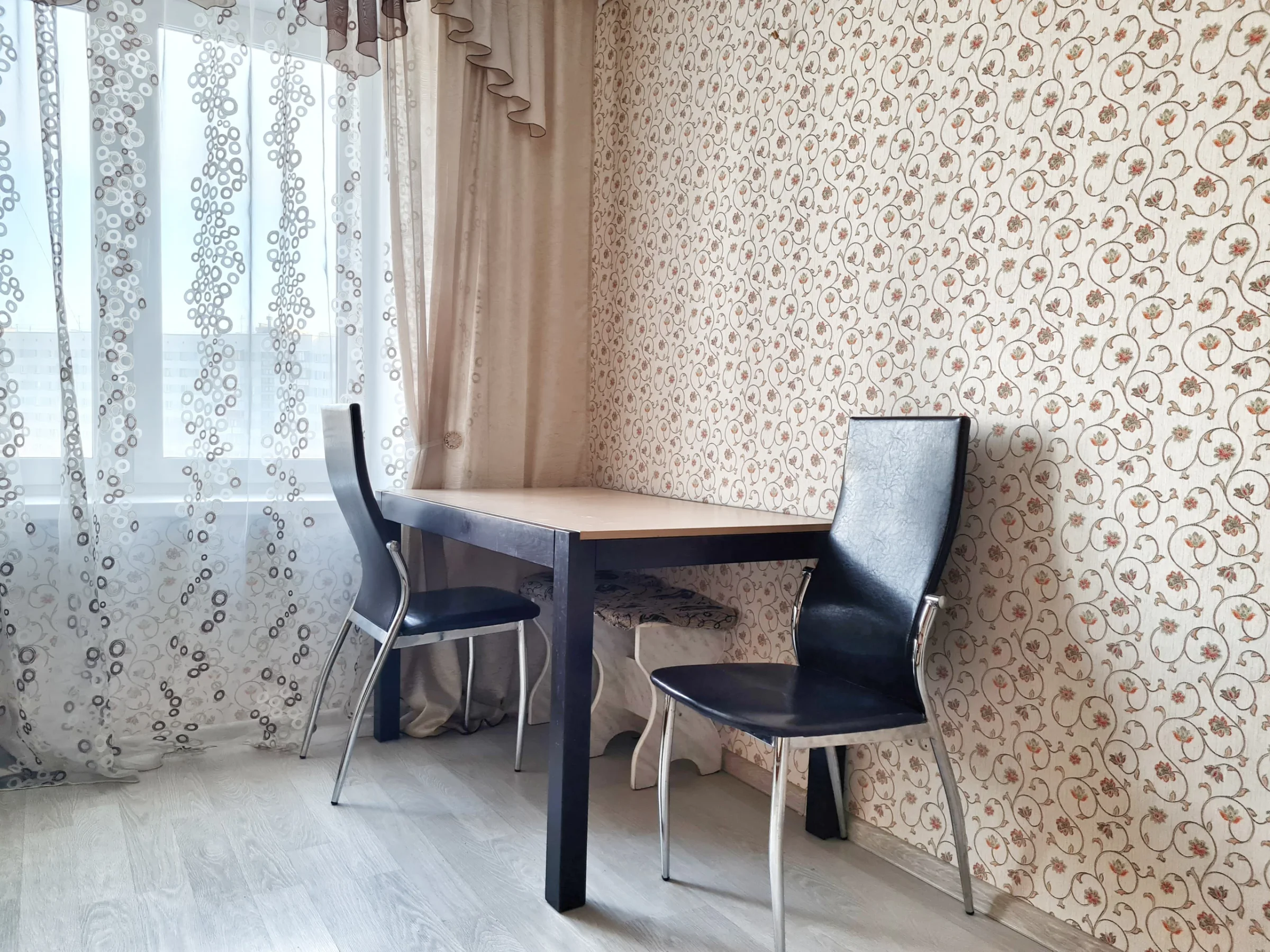 Снять квартиру в Тракторозаводском районе у Сада Победы Посуточно 12