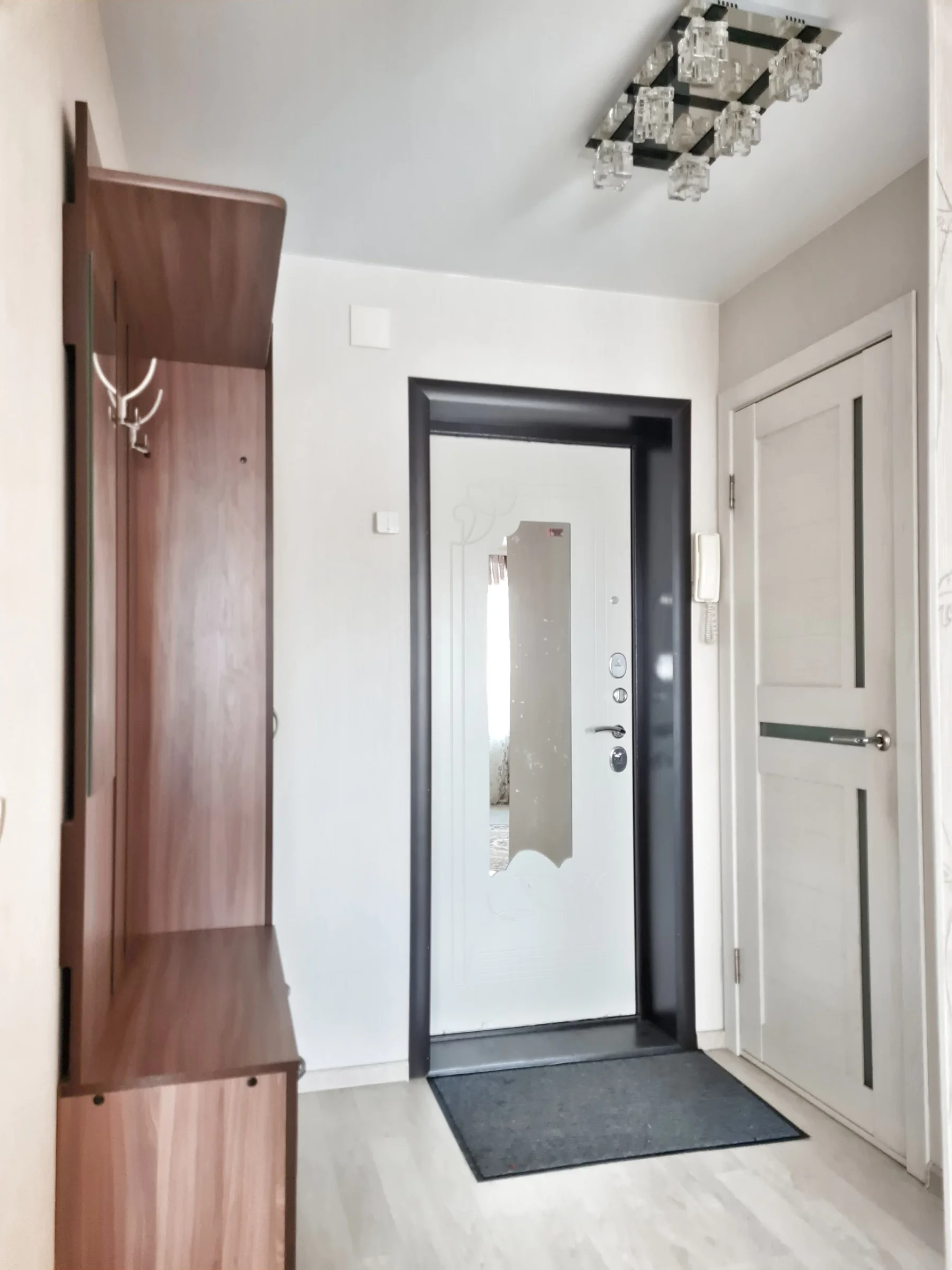 Снять квартиру в Тракторозаводском районе у Сада Победы Посуточно 14