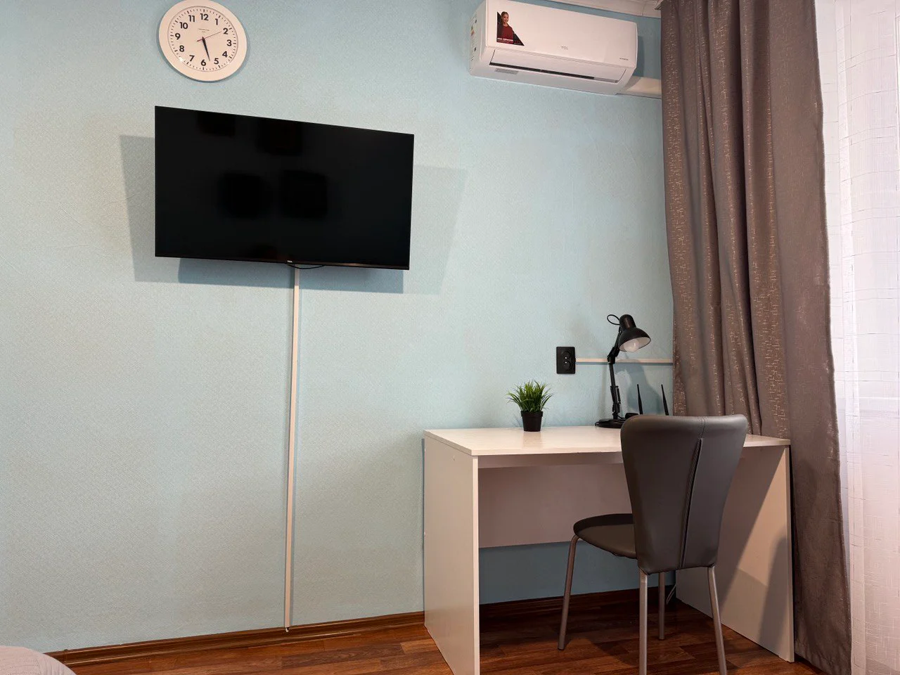 Снять 1-к квартиру в Челябинске (ЧТЗ) у ТРК «Башня» и МЦ «Медеор» посуточно 2